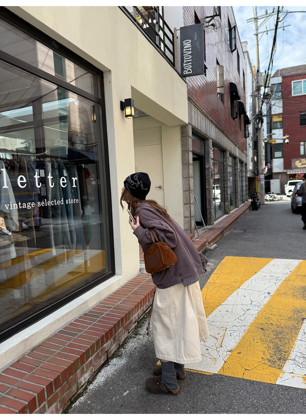 LelyMooch 起毛コットン ベージュクロップドパンツ  LEM255