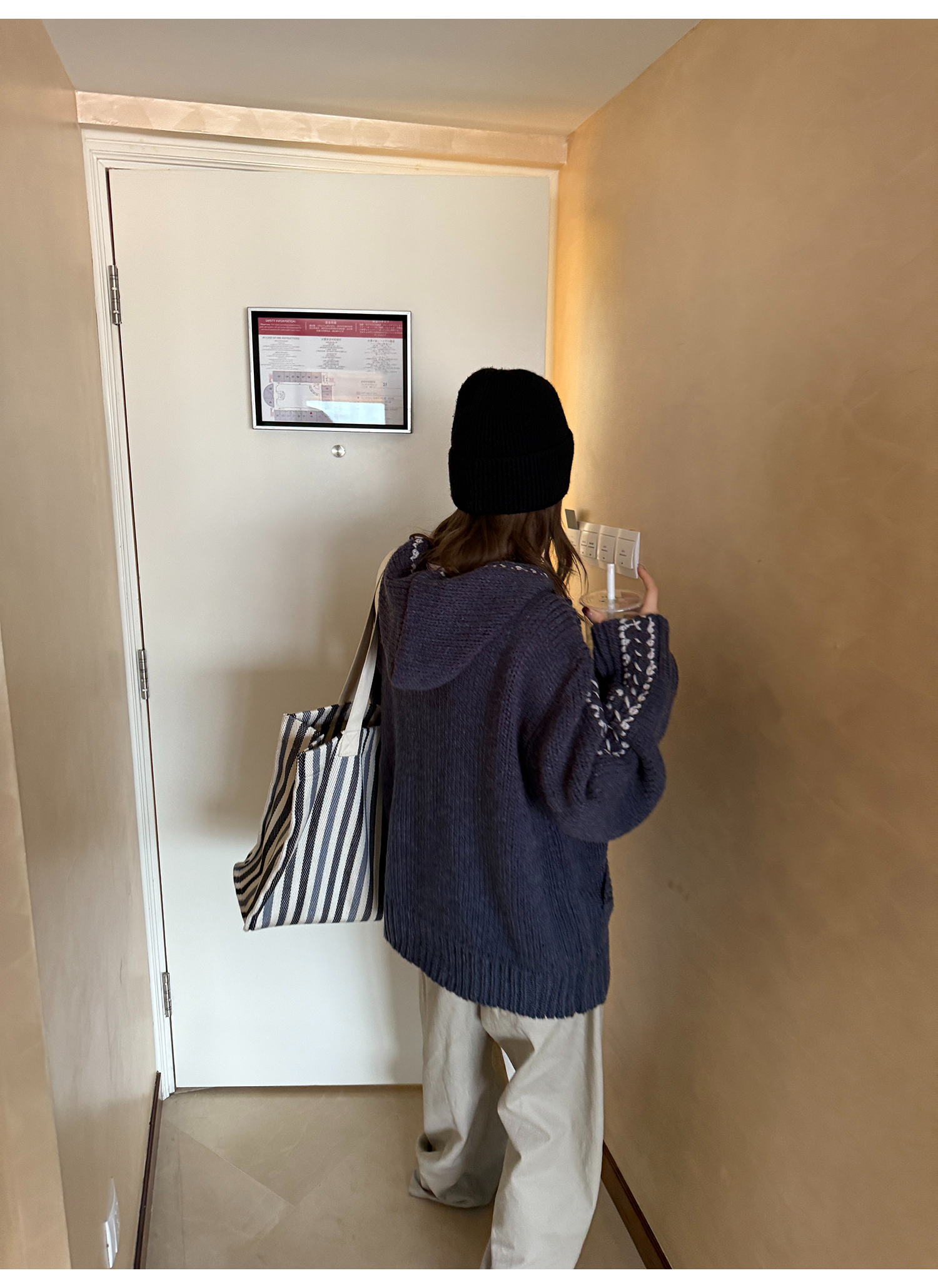 LelyMooch ケーブル編み×バイカラーフーディ  LEM246