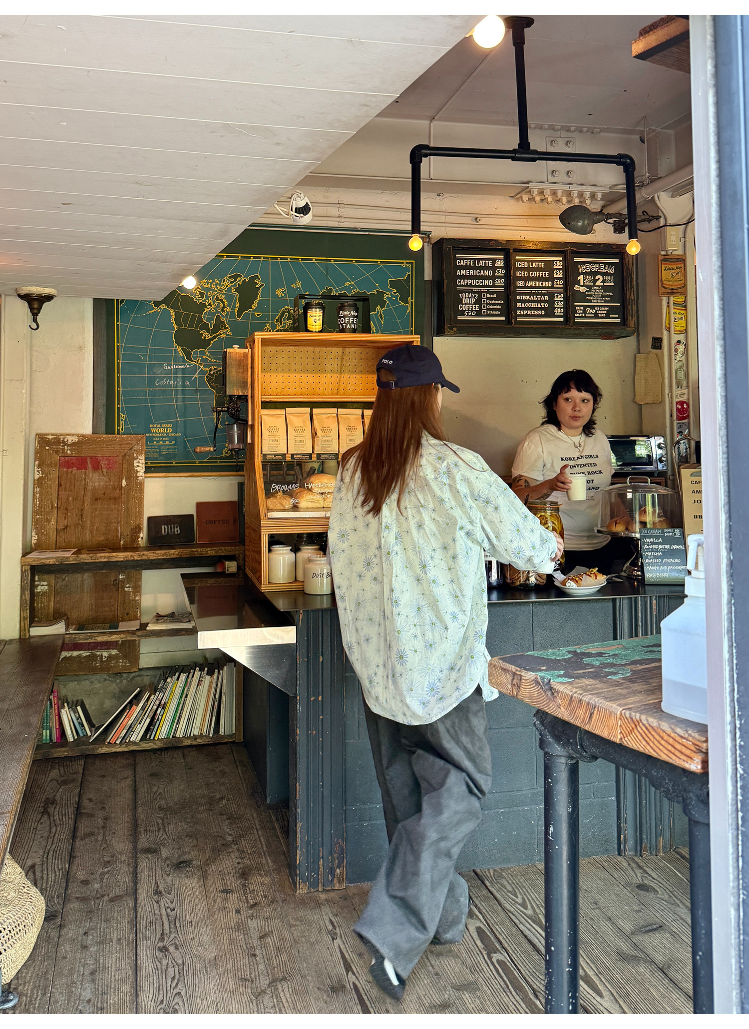 LelyMooch夏の透け感シャツ｜小花柄・UV対策  LEM187