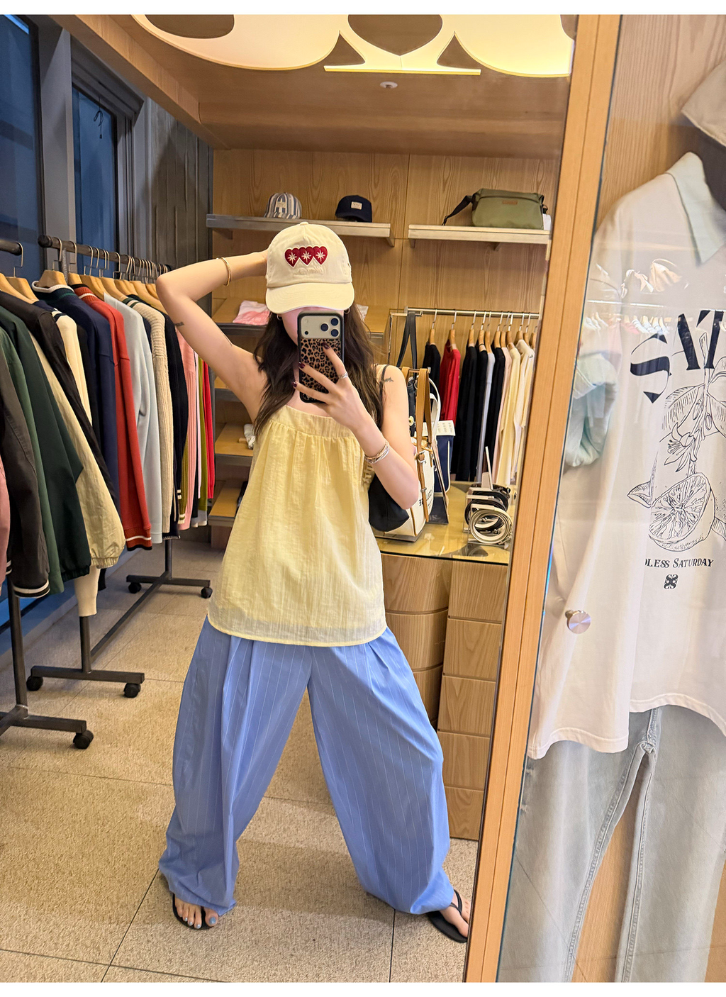 LelyMooch 爽やかブルーのバルーンカーブパンツ  LEM363