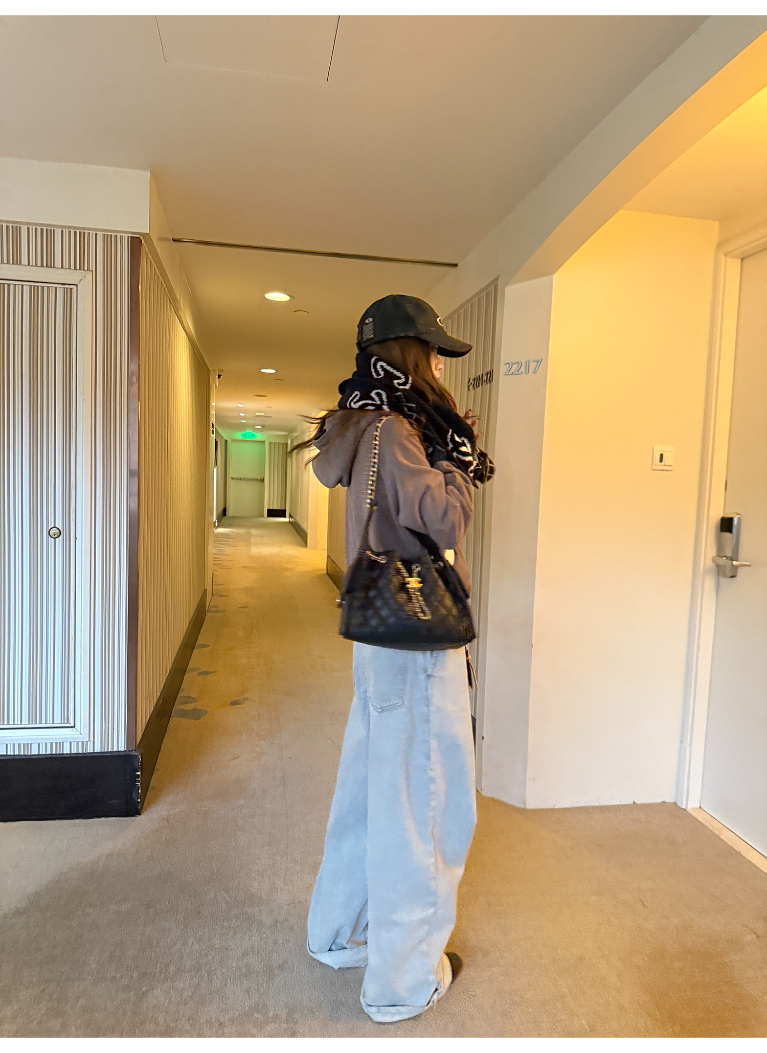 LelyMooch 韓ストムード アッシュホワイトデニム  LEM270