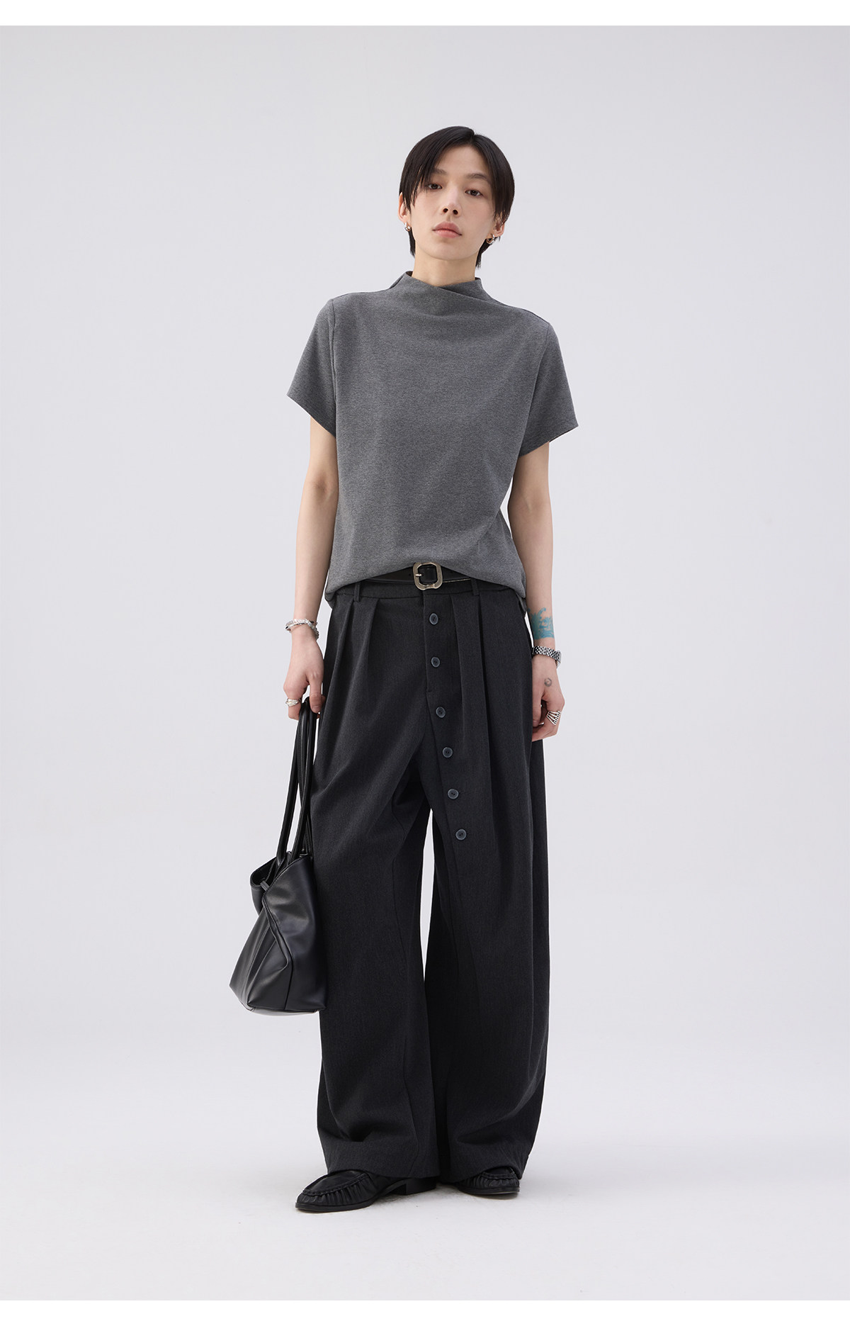 モックネックフレンチスリーブTシャツ  LOM073