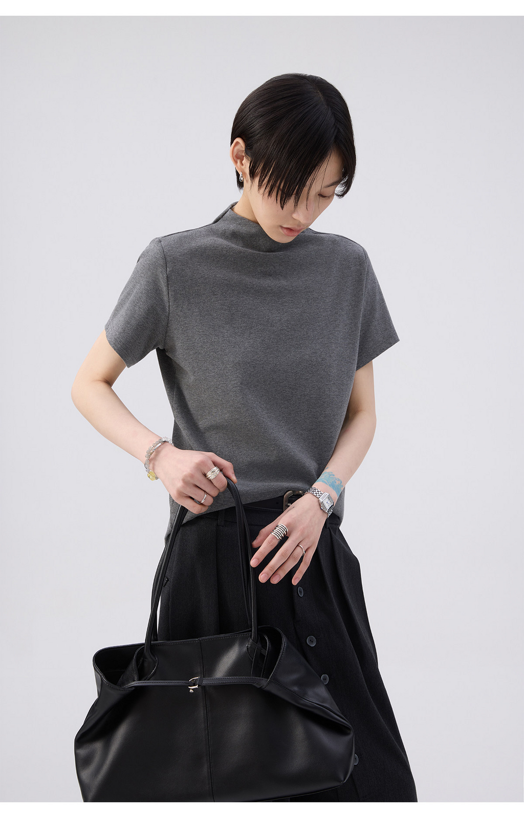 モックネックフレンチスリーブTシャツ  LOM073