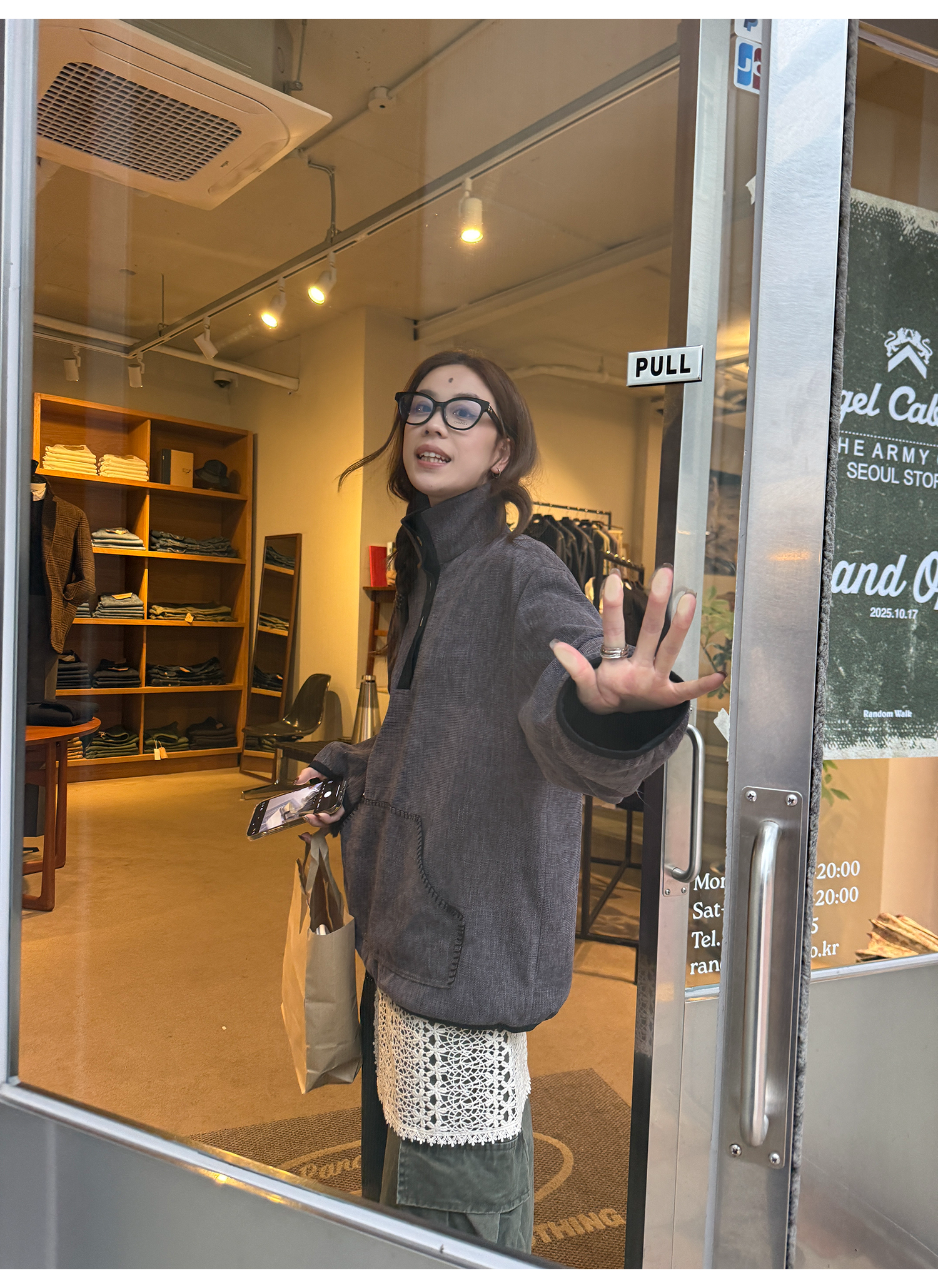 LelyMooch ステッチ入り立ち襟スウェット  LEM253