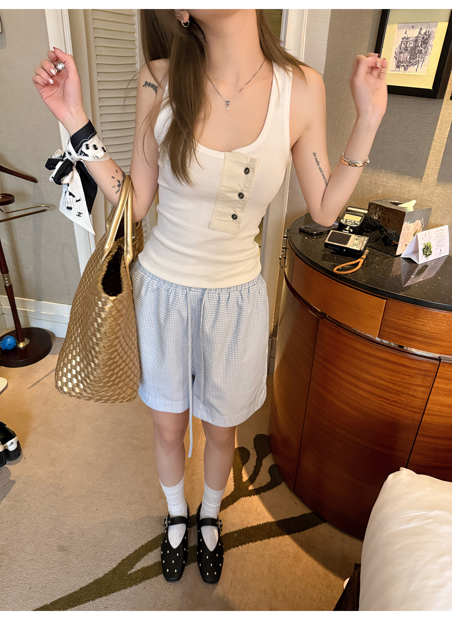 LelyMooch 春夏万能単品　Uネック タンクトップ  LEM122