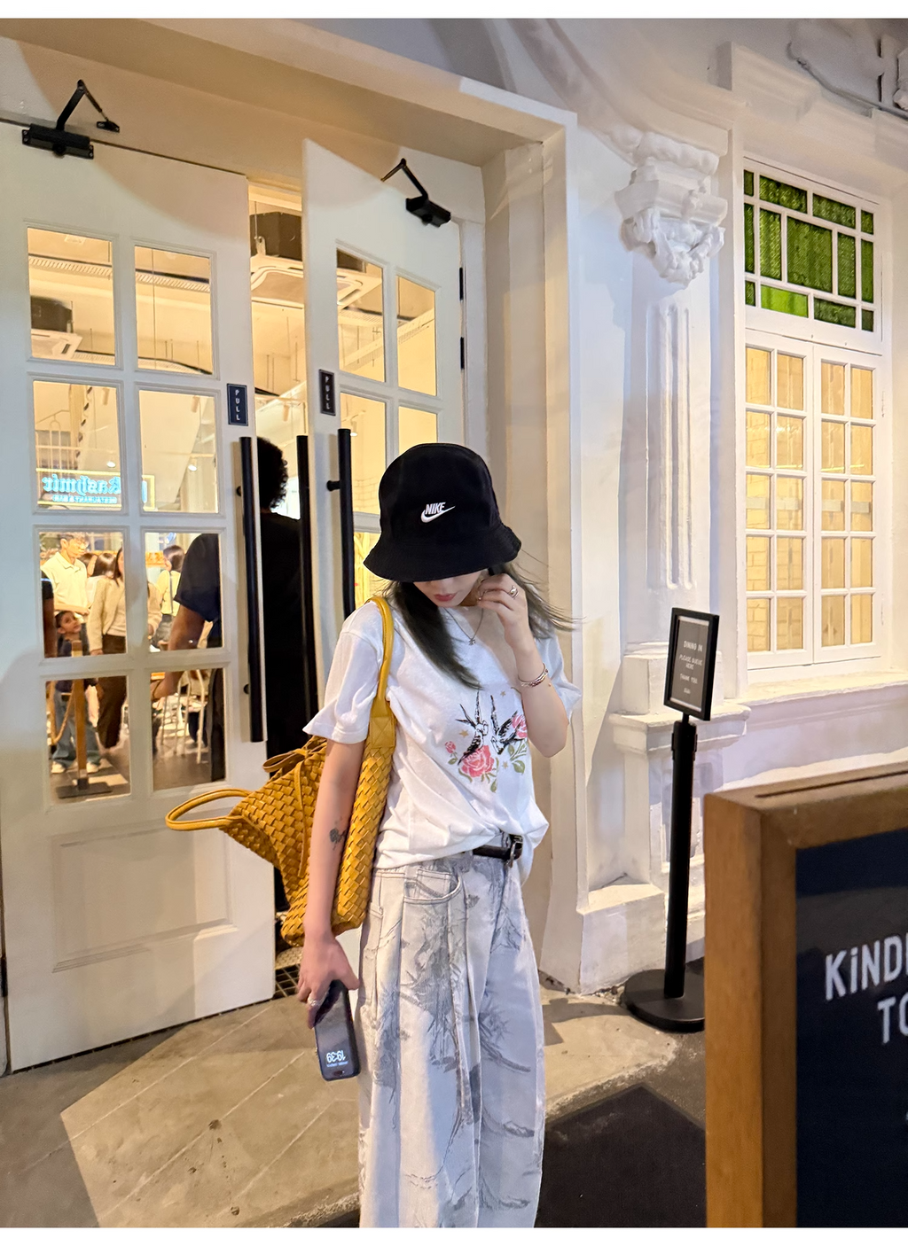 LelyMooch  プリント半袖Tシャツ ラウンドネック  LEM110
