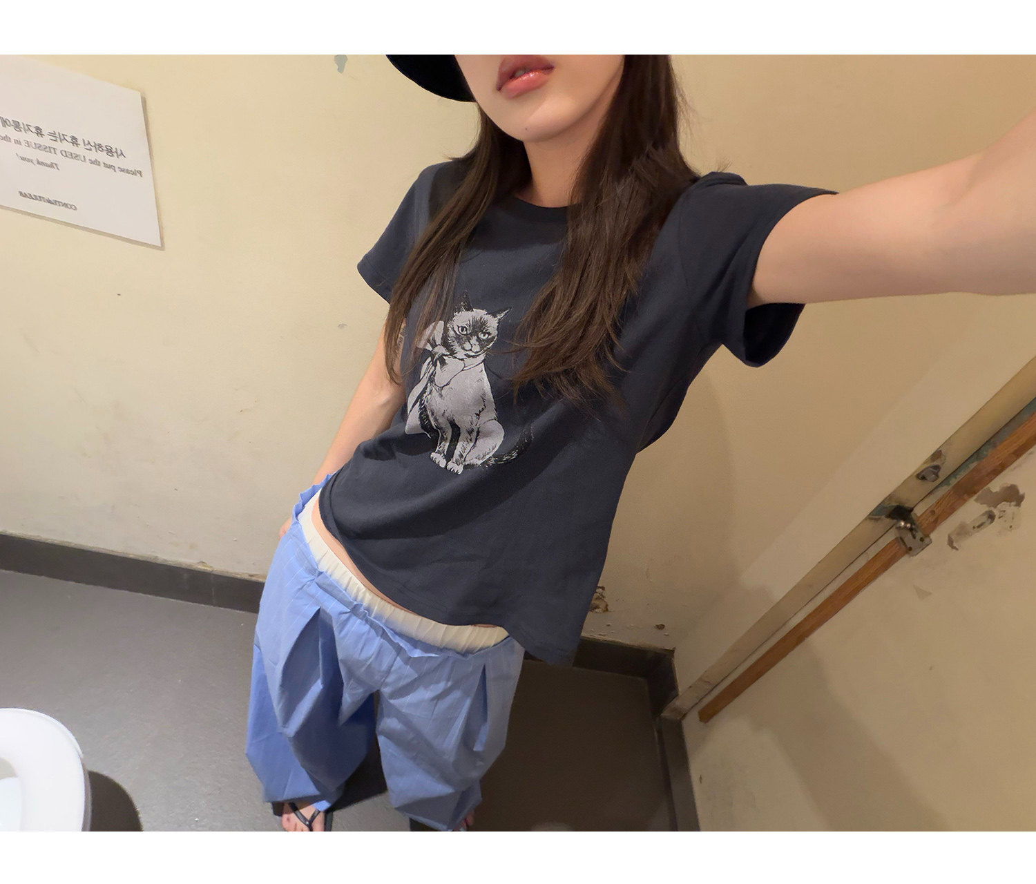 LelyMooch ヴィンテージ風キャットプリントTシャツ  LEM372