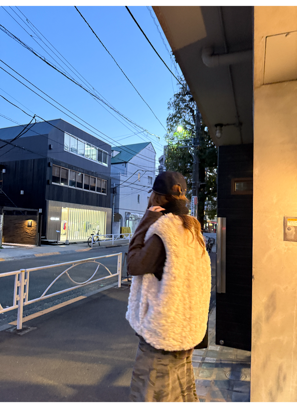 LelyMooch エコファー×ボア リバーシブルショートジレ  LEM279