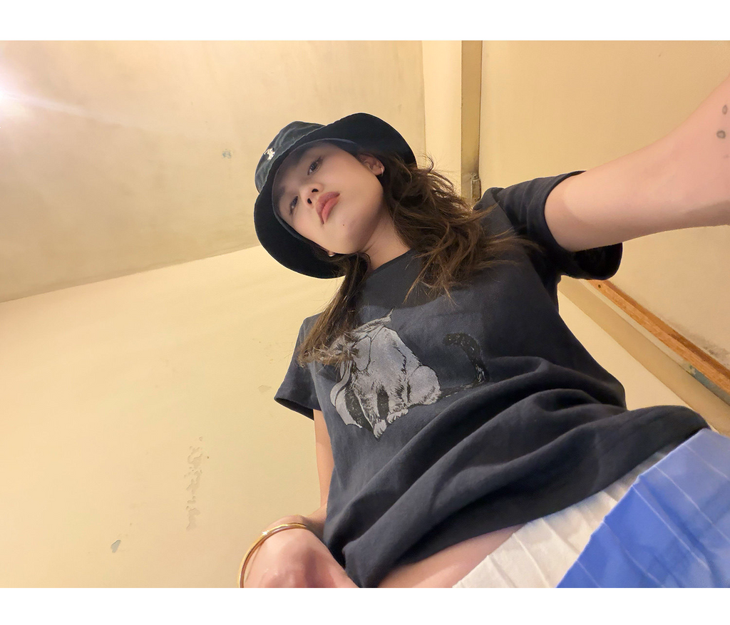 LelyMooch ヴィンテージ風キャットプリントTシャツ  LEM372