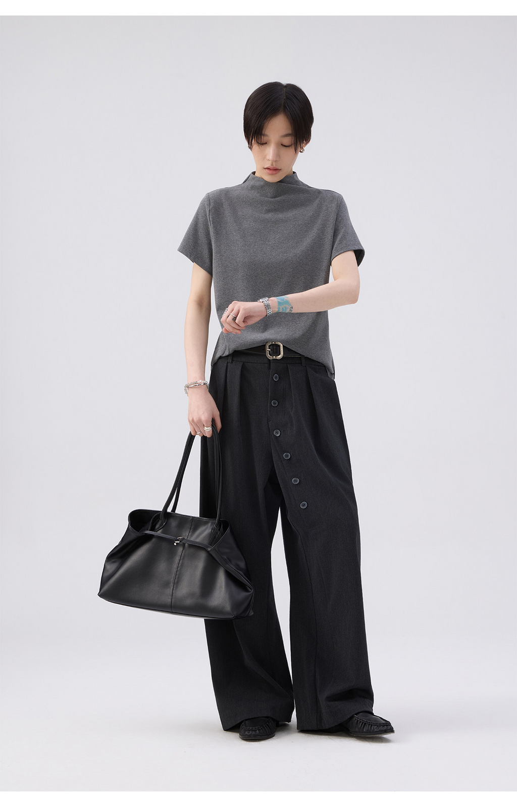 モックネックフレンチスリーブTシャツ  LOM073