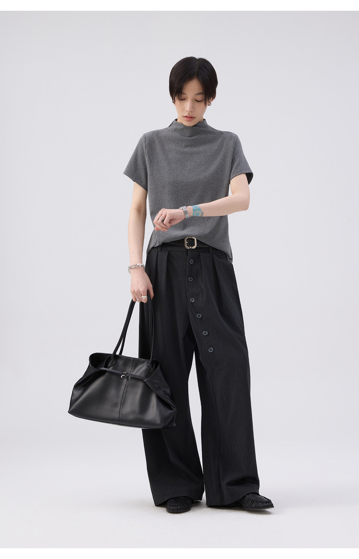 モックネックフレンチスリーブTシャツ  LOM073