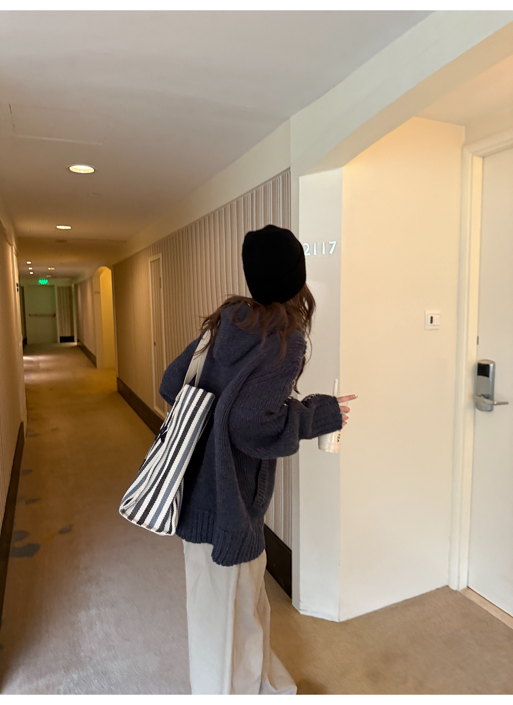 LelyMooch ケーブル編み×バイカラーフーディ  LEM246