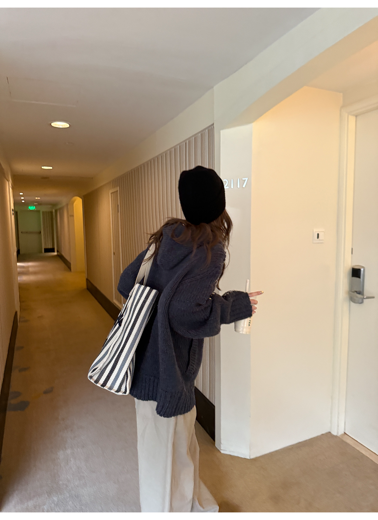 LelyMooch ケーブル編み×バイカラーフーディ  LEM246