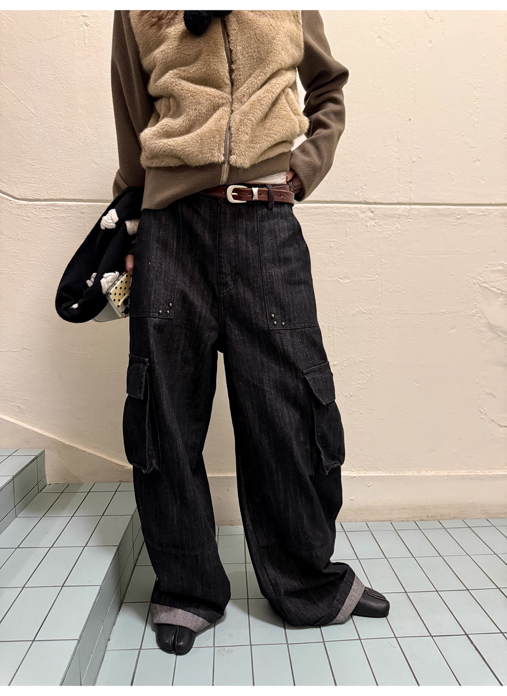 LelyMooch セルビッジ黒デニムパンツ　LEM257