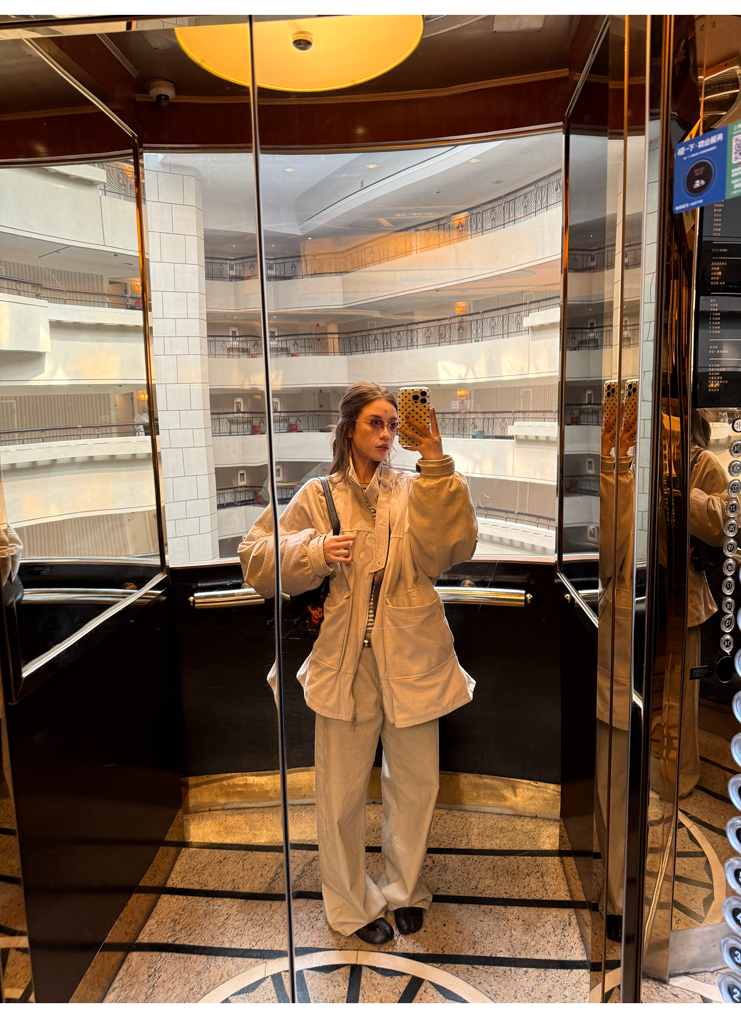 LelyMooch ウォッシュ加工×スタッズワイドパンツ　LEM243