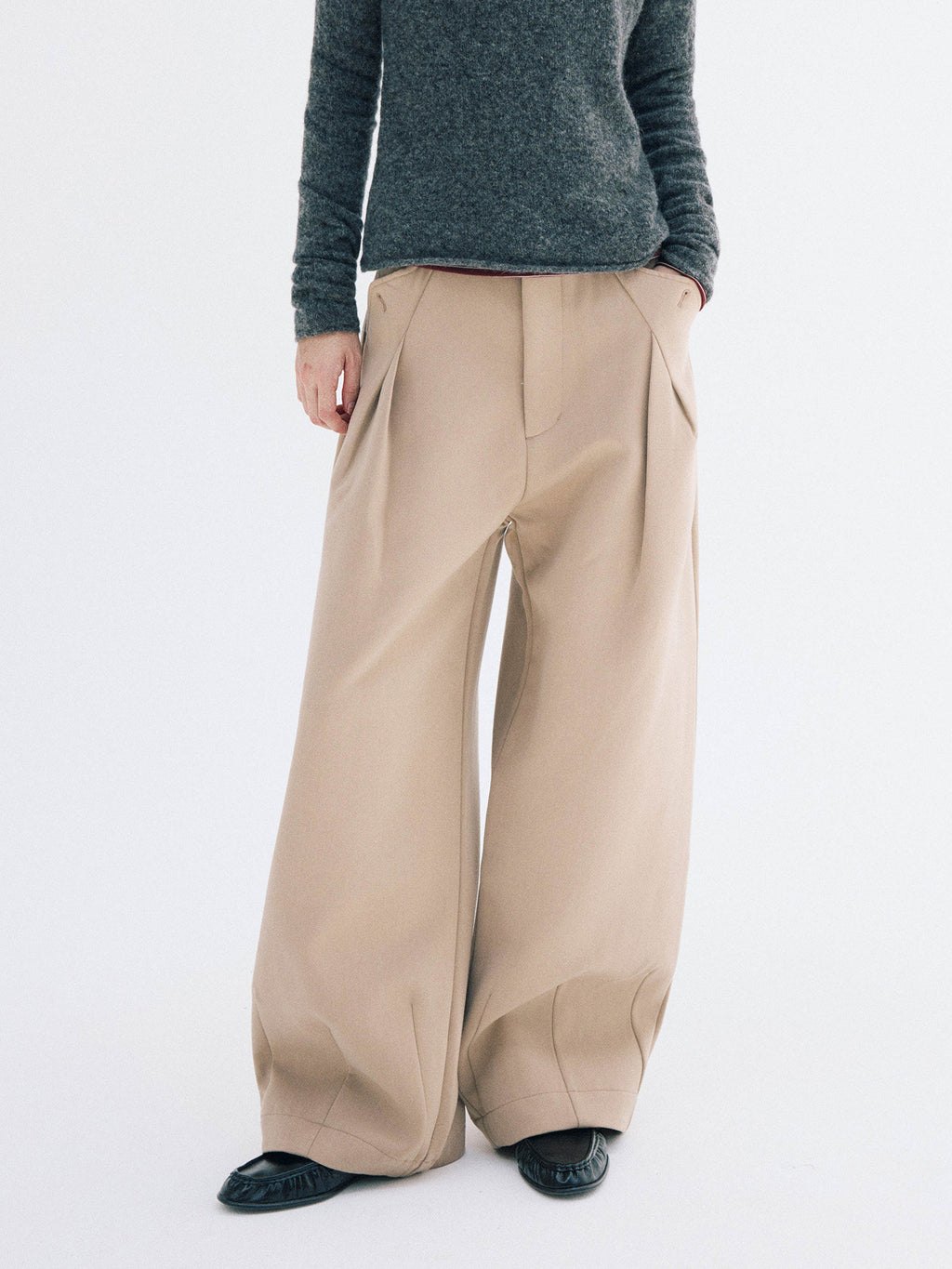 ハリ感Aラインシルエット重厚ウォーム素材スラックスClean Fit  LOM031