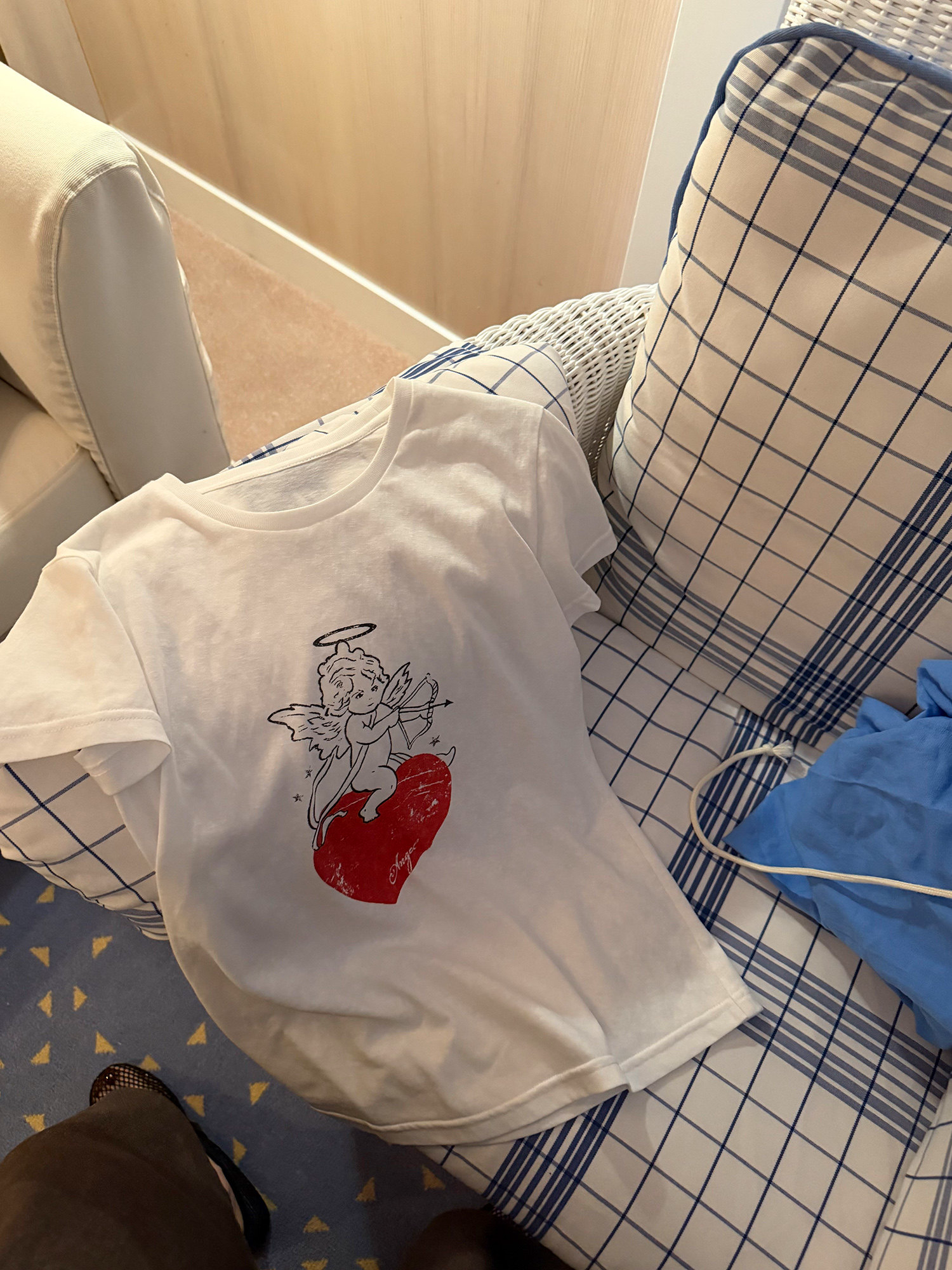 LelyMooch キューピッドプリントTシャツ  LEM397