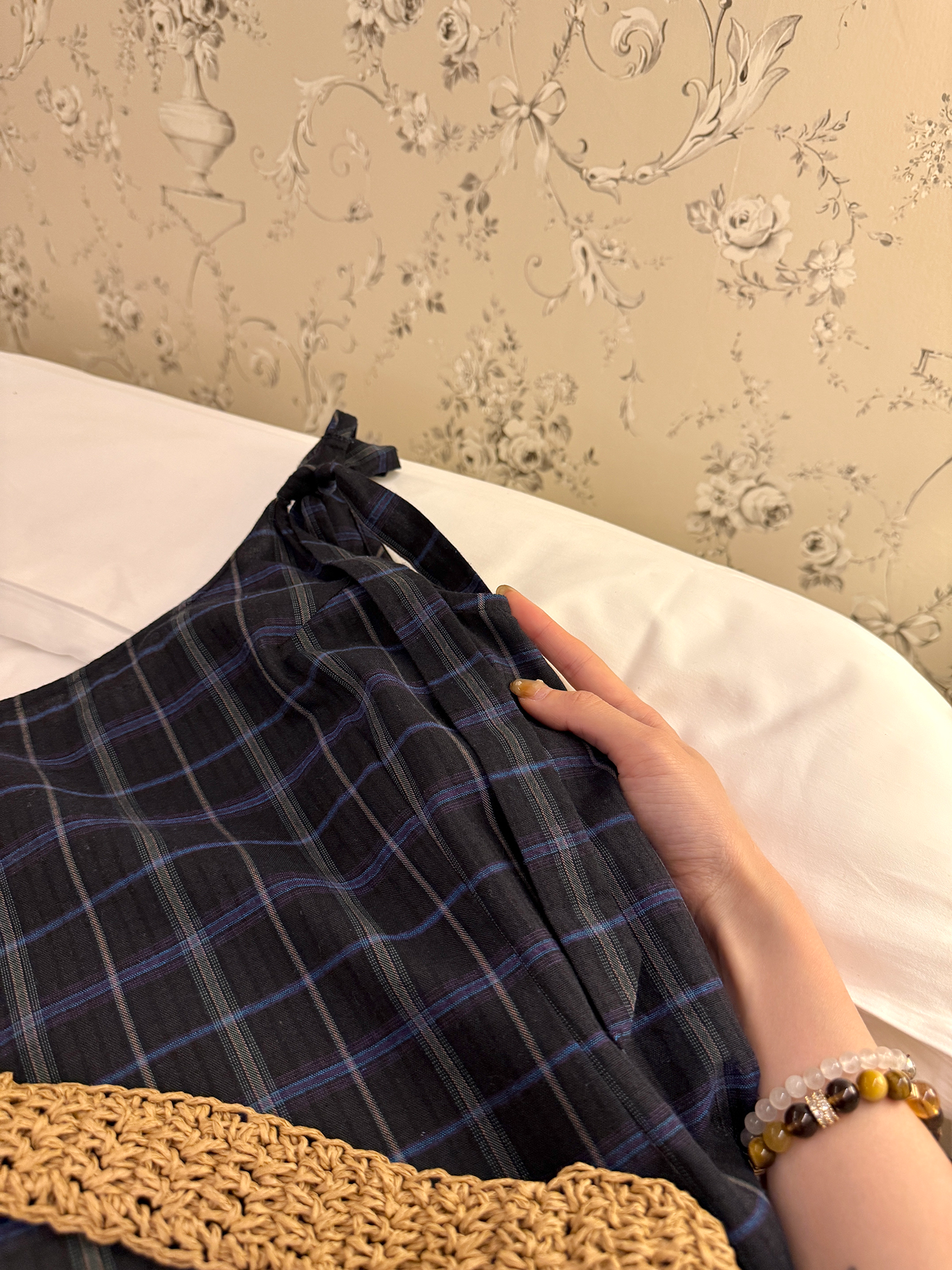 LelyMooch 甘辛ミックスな一枚｜Uネック×チェック柄ワンピース  LEM160