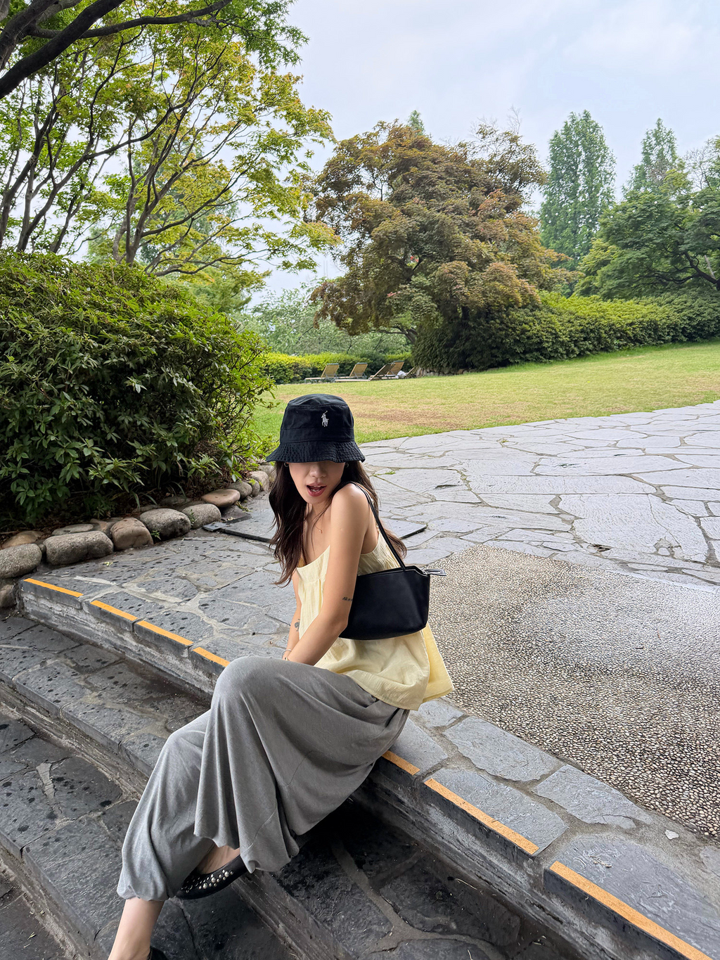 LelyMooch 梅雨も快適！さらっと軽やかワイドパンツ  LEM364