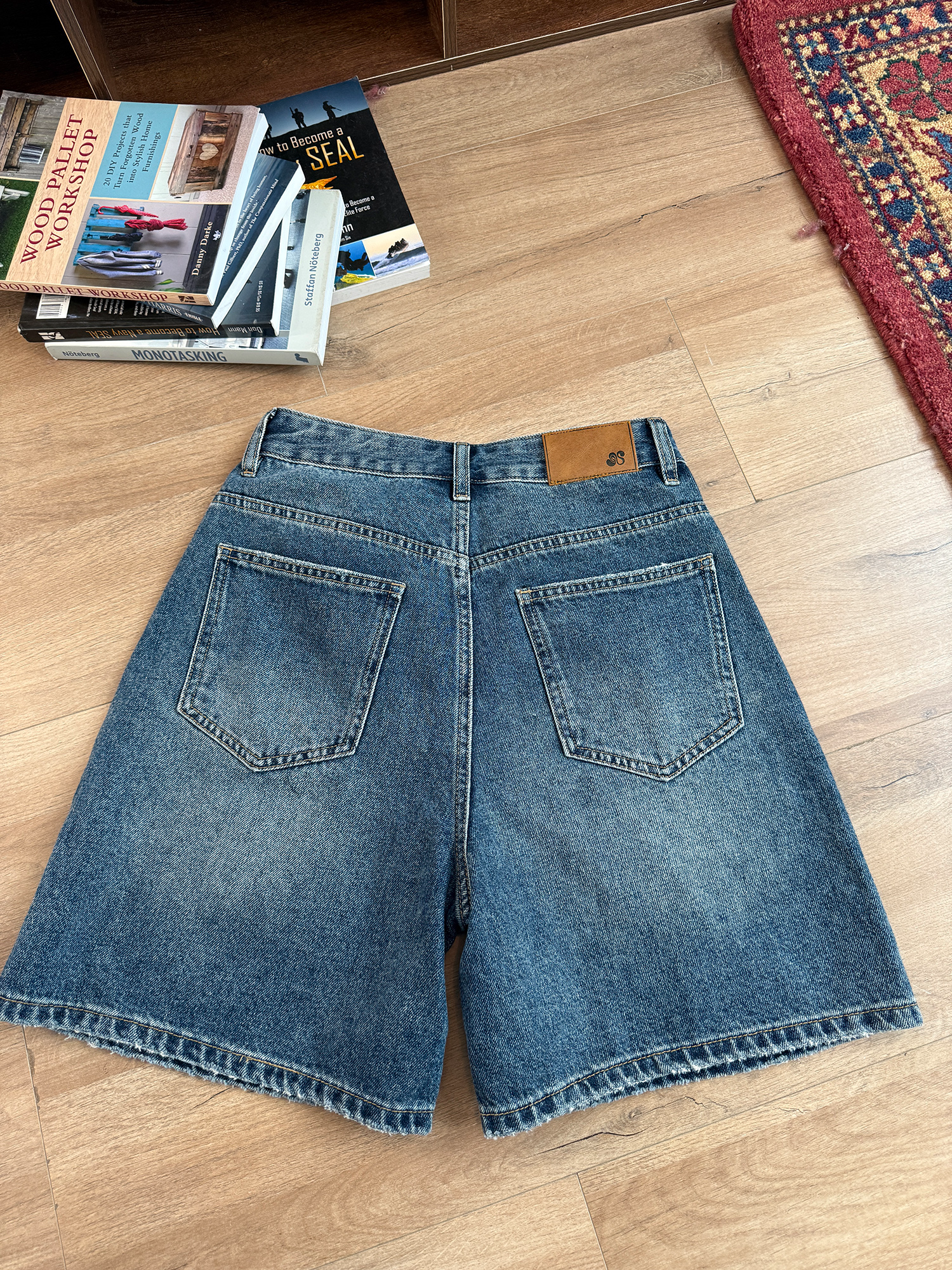 LelyMooch デニムパンツ5分丈｜2色展開  LEM199