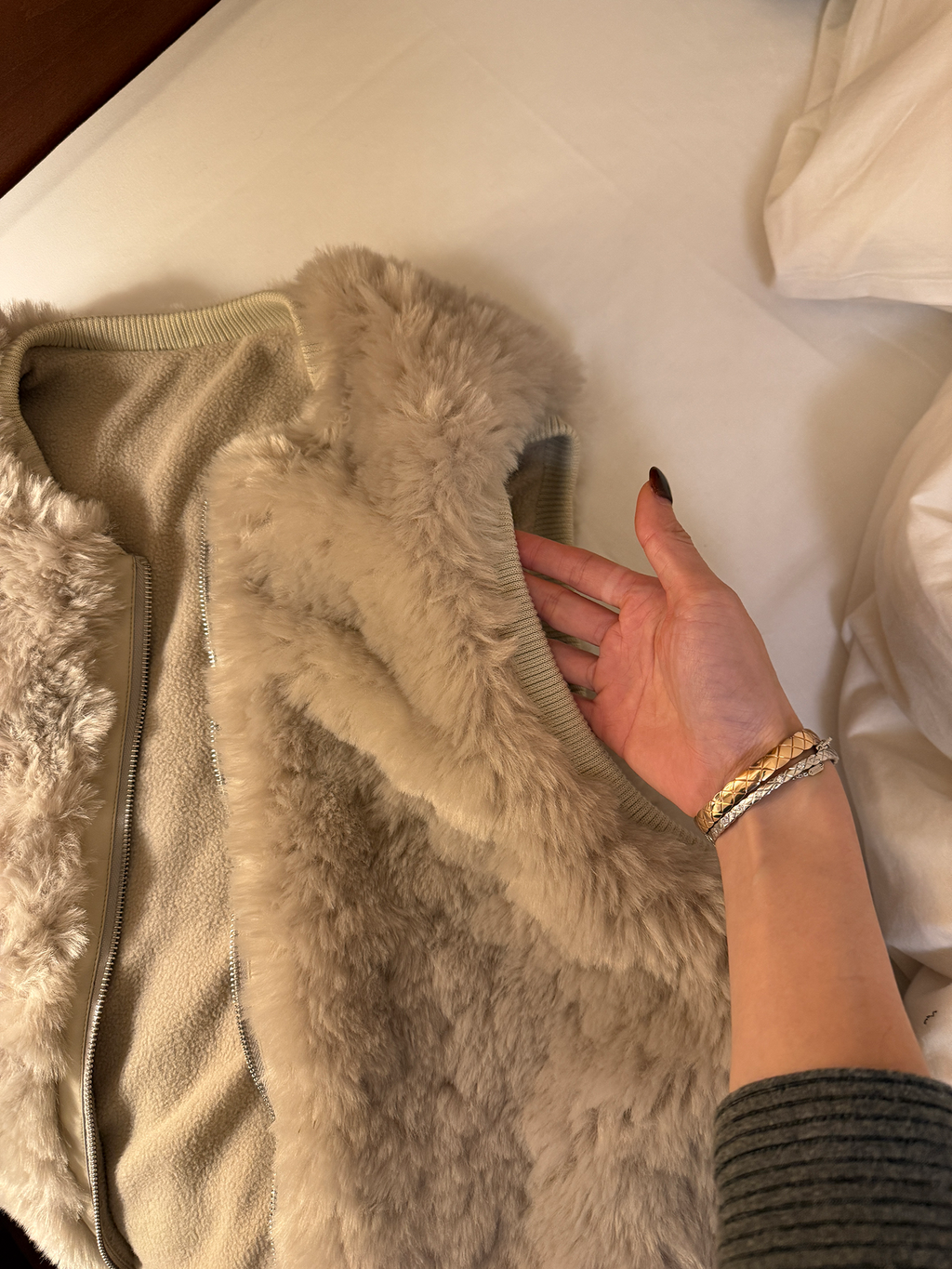 LelyMooch エコファー×ボア リバーシブルショートジレ  LEM279