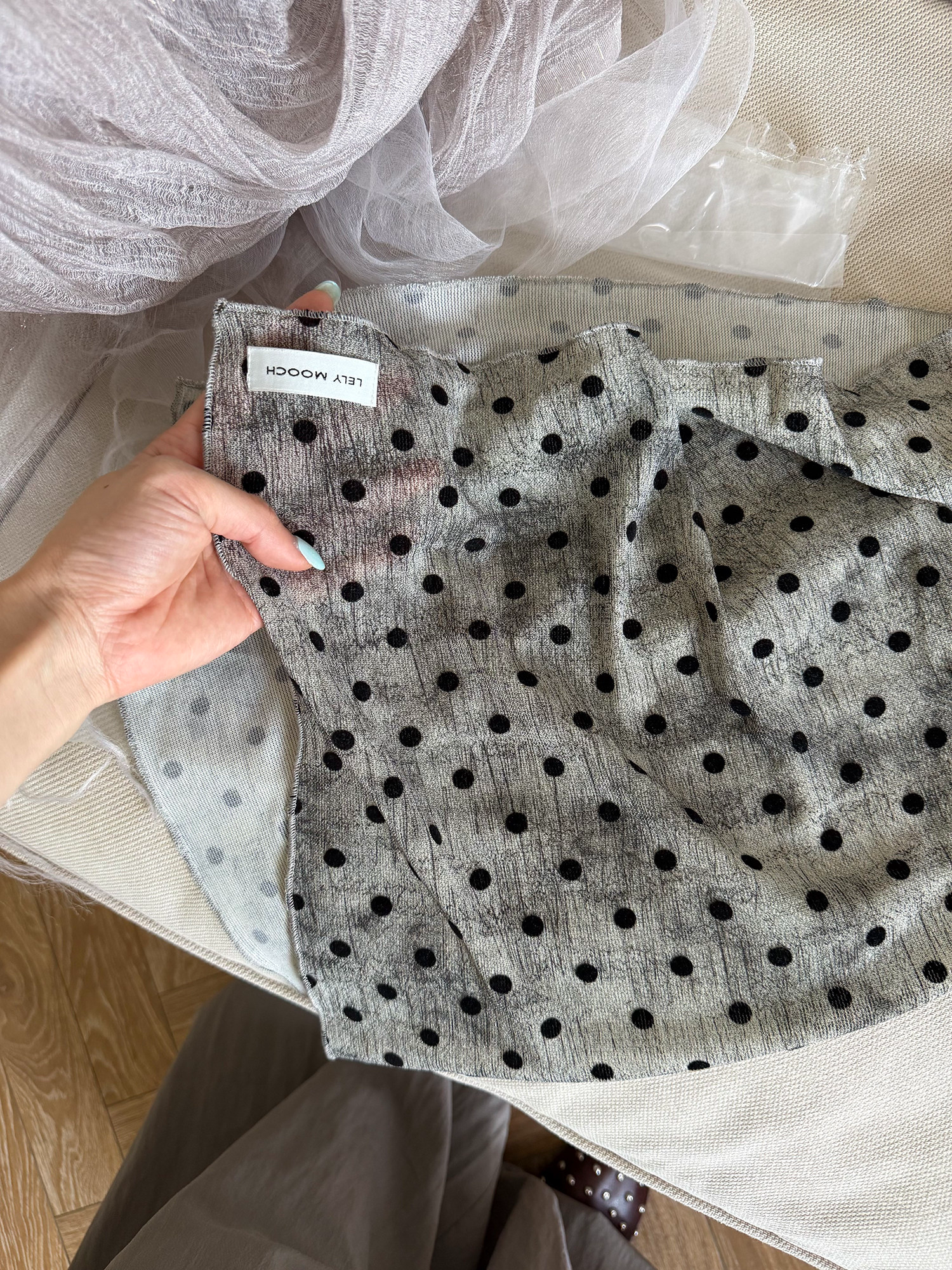 LelyMooch Dotted Sheer Scarf Grey Gradient Retro Accent LEM327