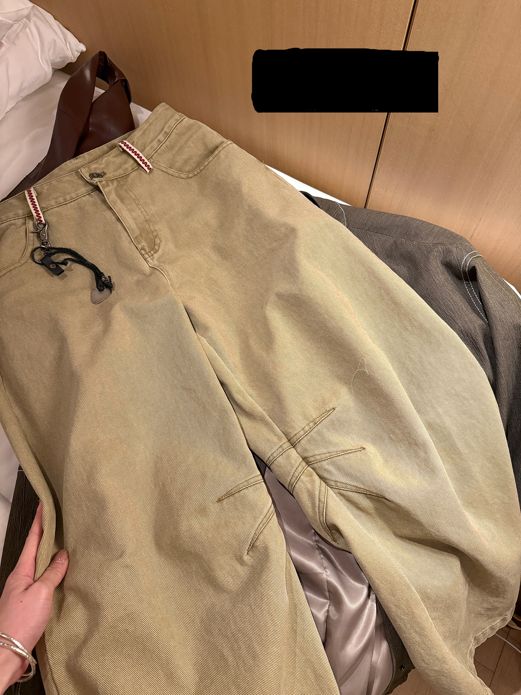 LelyMooch  膝タックロングパンツ  LEM075