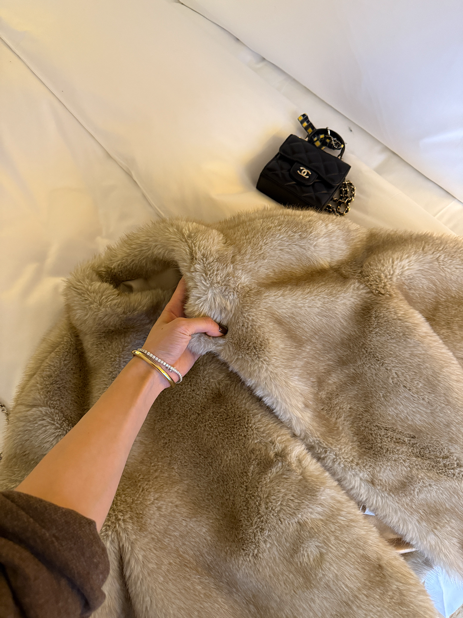 LelyMooch ふわふわエコファーコート｜オートミール  LEM268