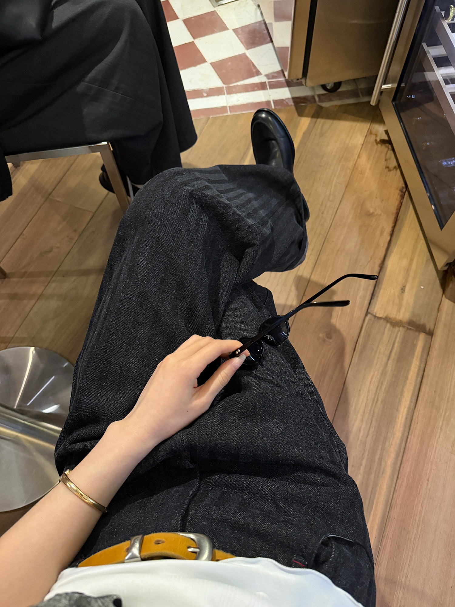 LelyMooch 黒グレー縞柄 すっきりストレートデニム　LEM319