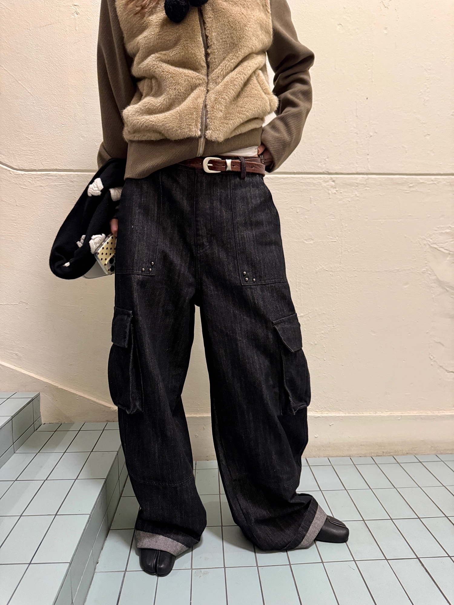 LelyMooch セルビッジ黒デニムパンツ　LEM257