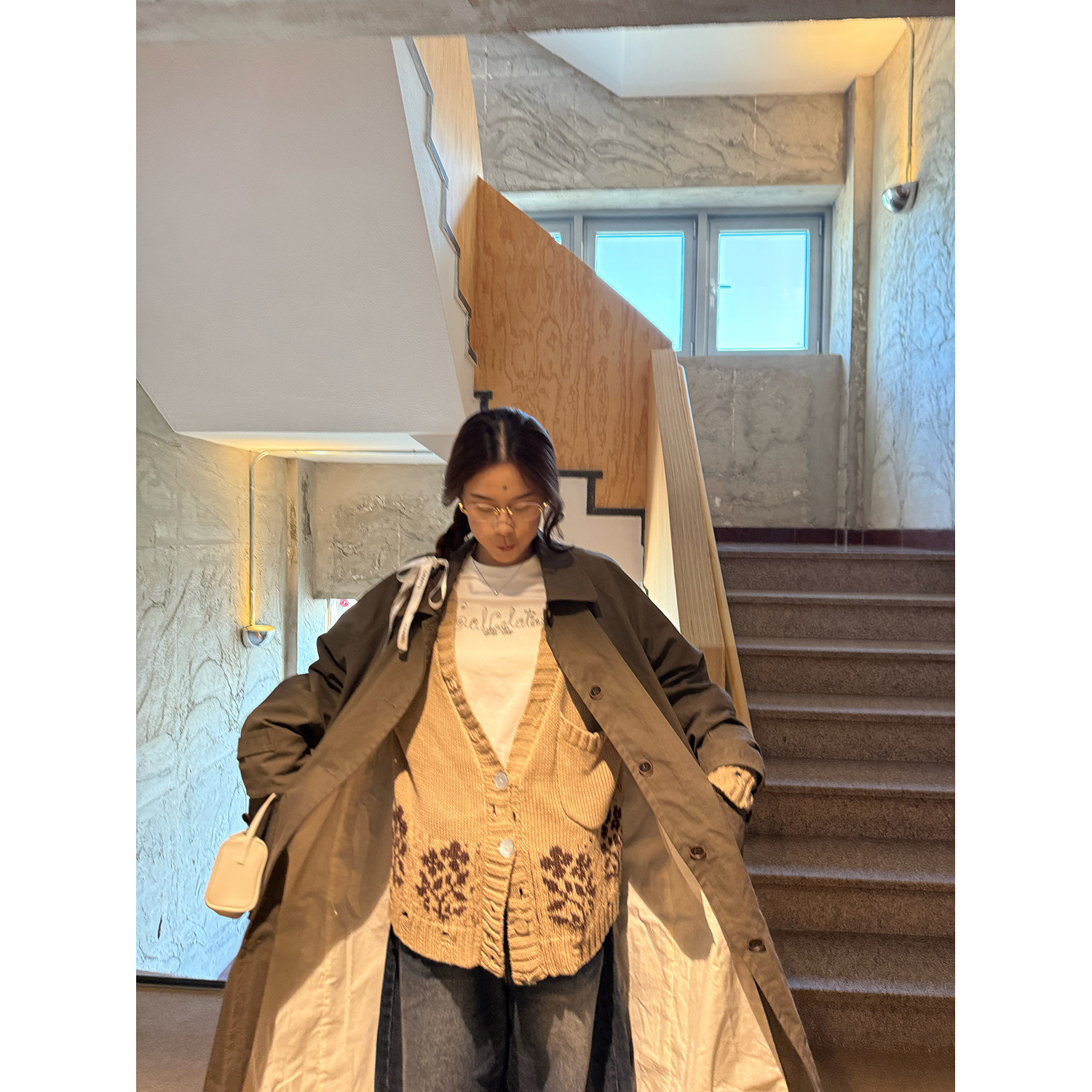 LelyMooch Vネック ニットカーディガン ポケット付き  LEM227