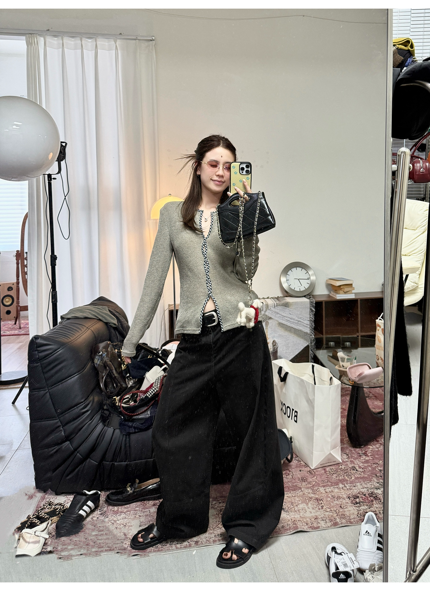 LelyMooch 古着風ブラックスタッズワイドパンツ  LEM215