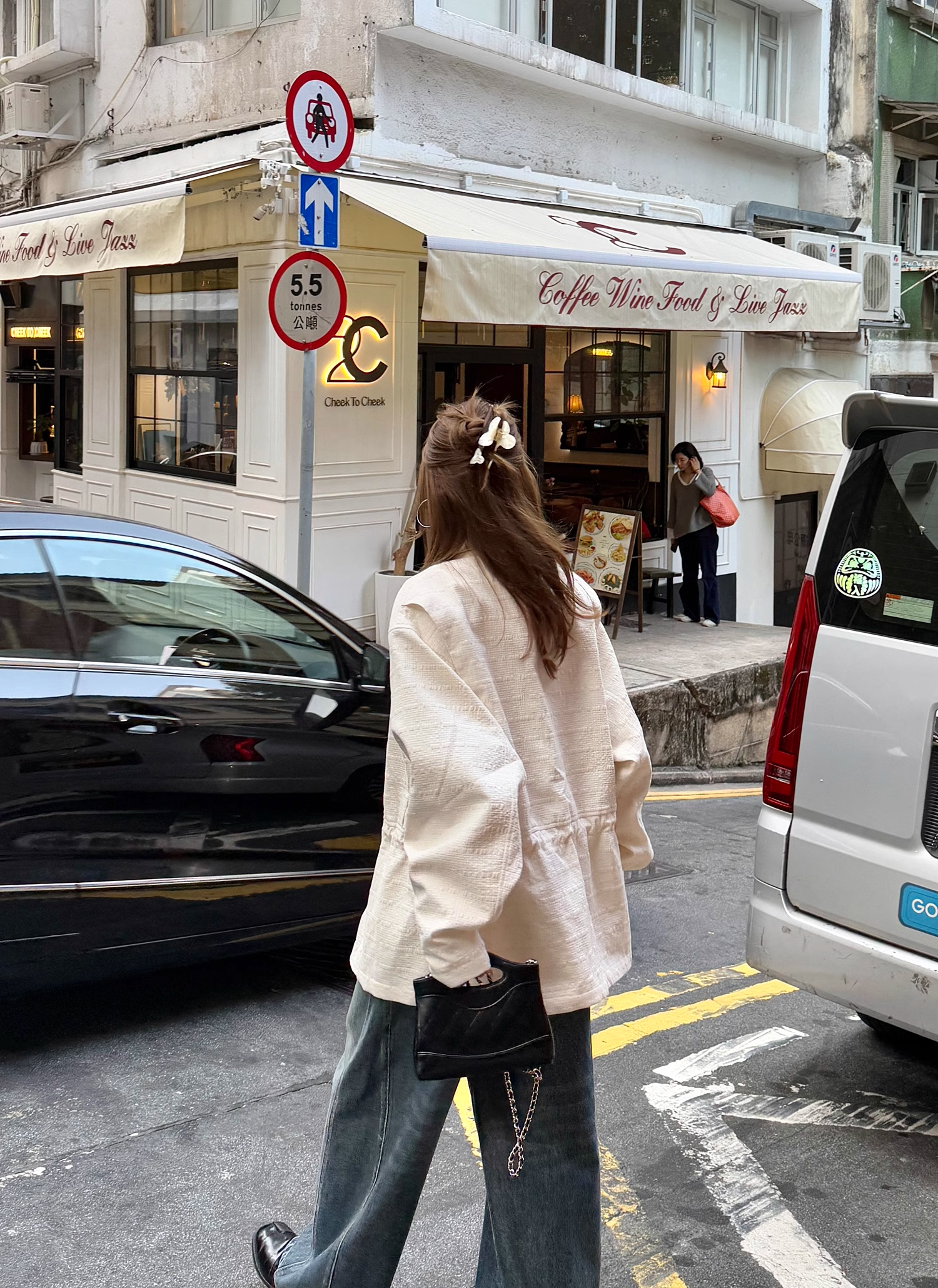 LelyMooch  ウォッシュブルーのジーンズ  LEM087