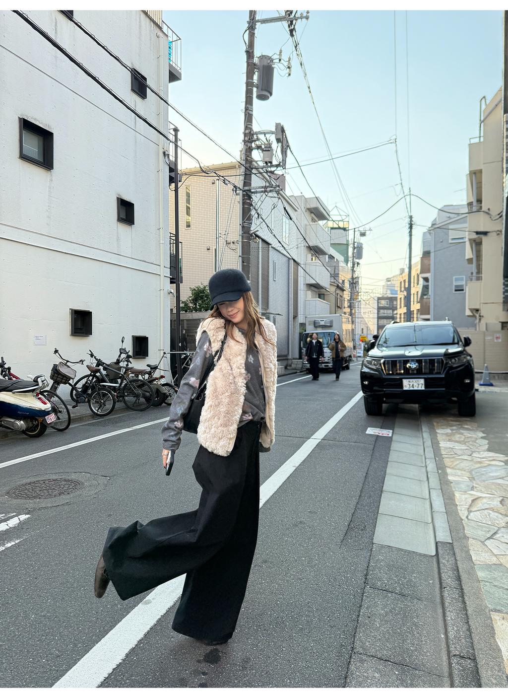 LelyMooch エコファー×ボア リバーシブルショートジレ  LEM279