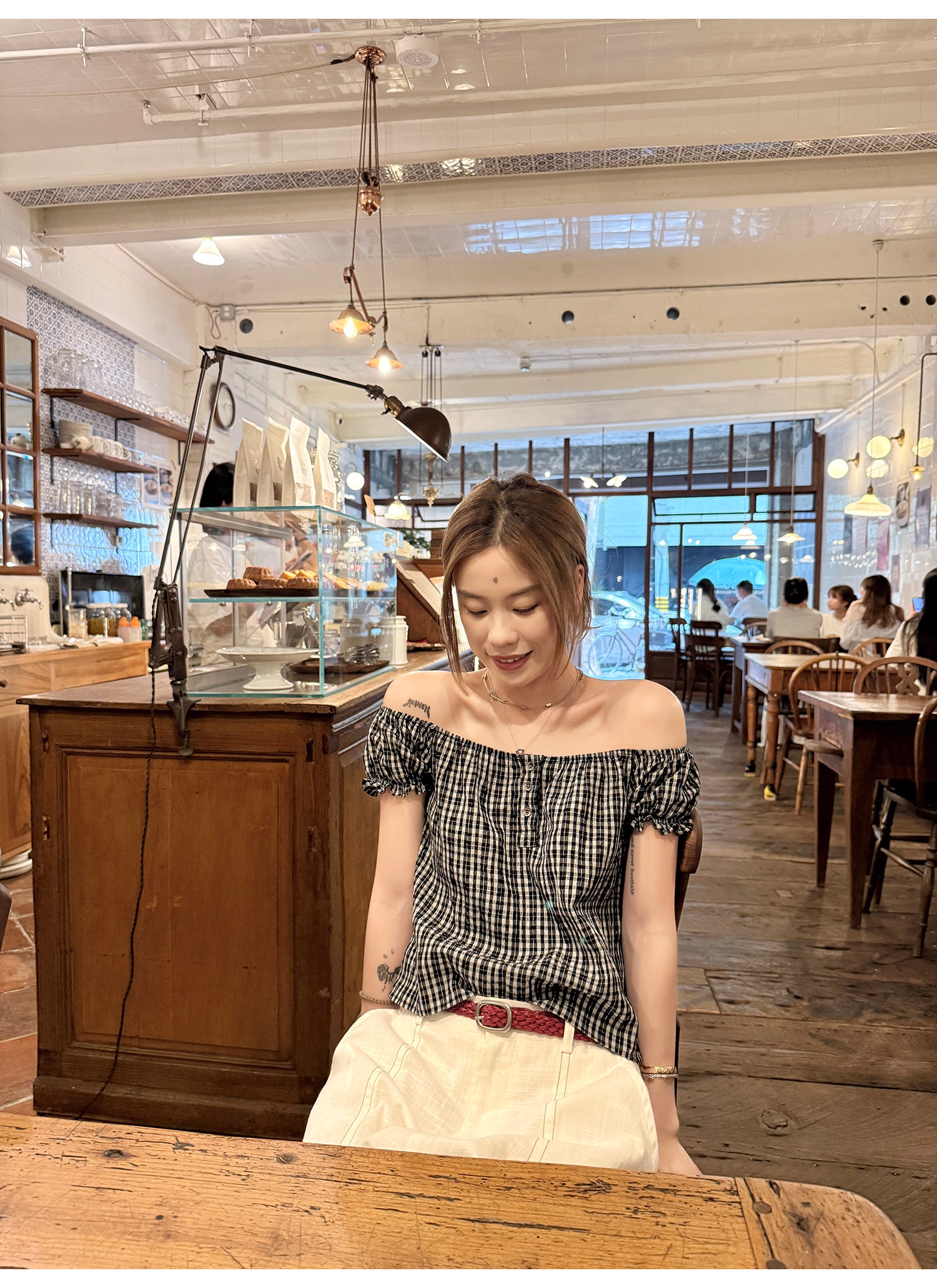 LelyMooch 気分で変える2WAYオフショル  LEM189