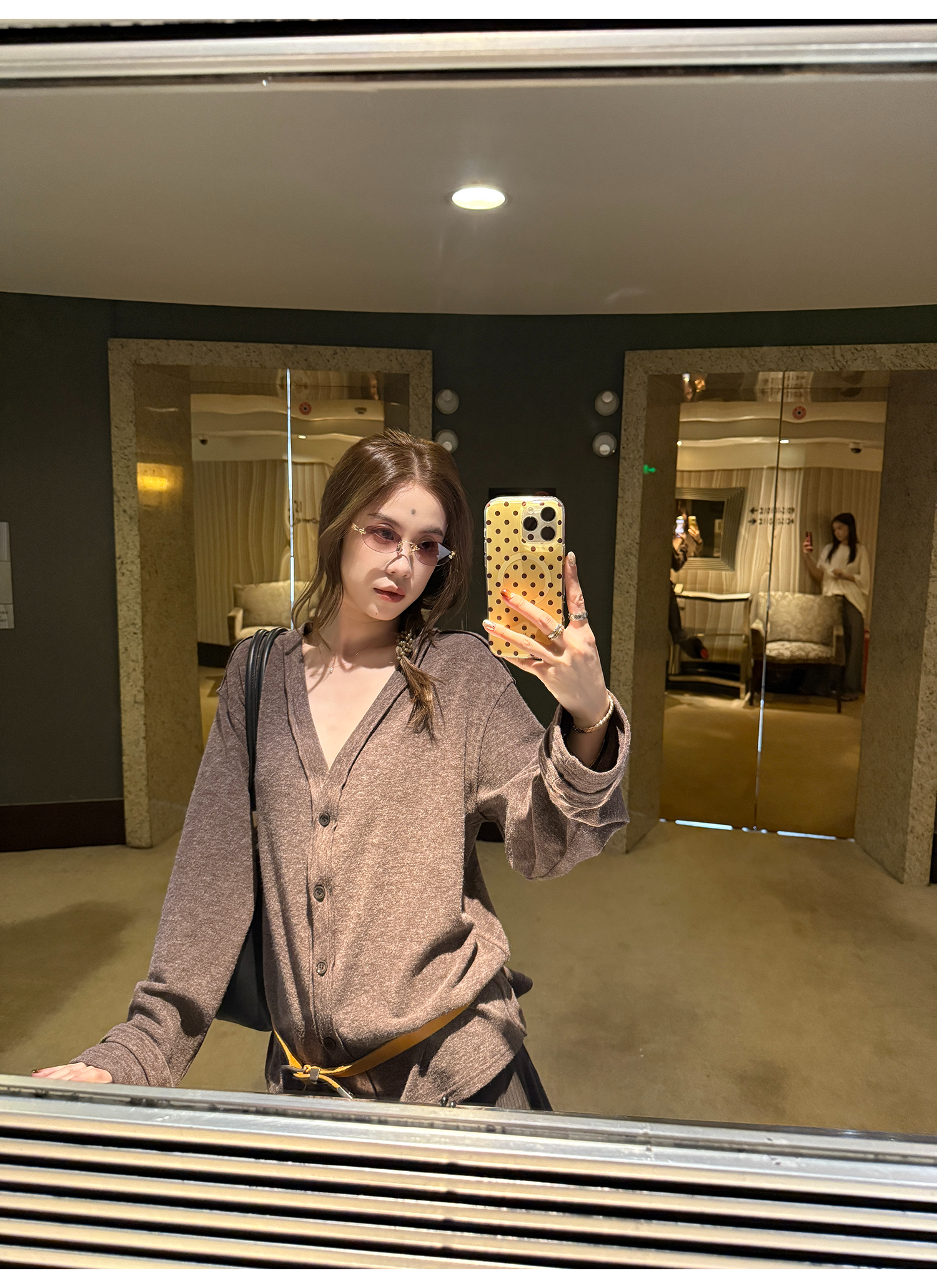 LelyMooch Vネック フェイクウールカーディガン 秋LEM234