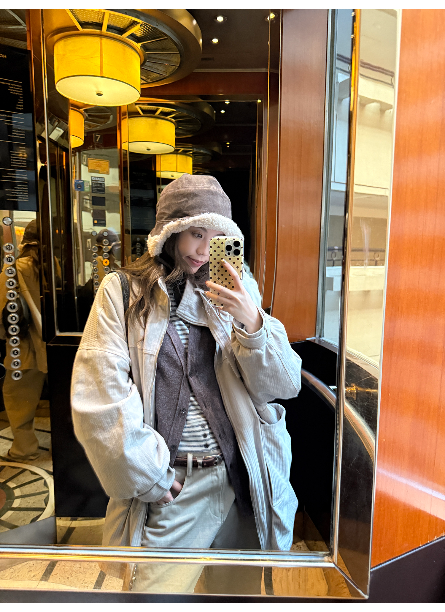 LelyMooch Vネック フェイクウールカーディガン 秋LEM234