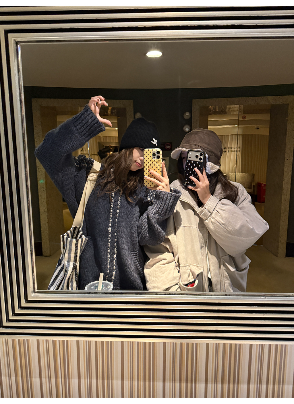 LelyMooch ケーブル編み×バイカラーフーディ  LEM246