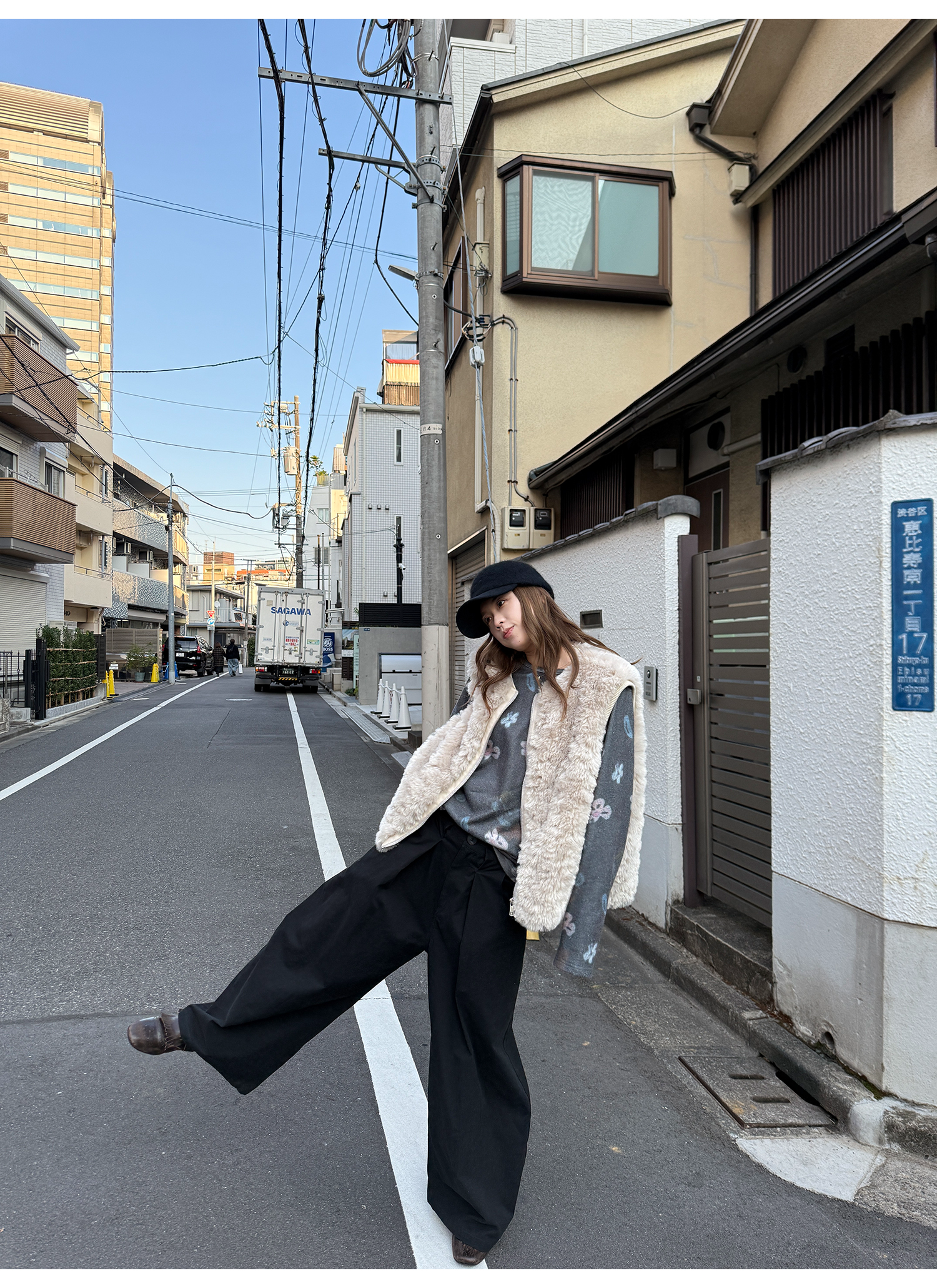 LelyMooch エコファー×ボア リバーシブルショートジレ  LEM279