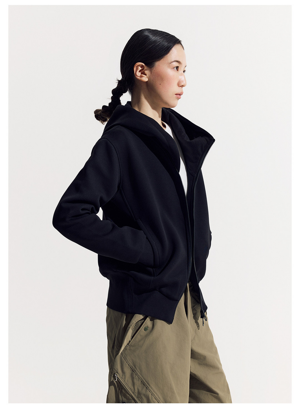斜めジップ ダンボール素材 パーカー  LOM048