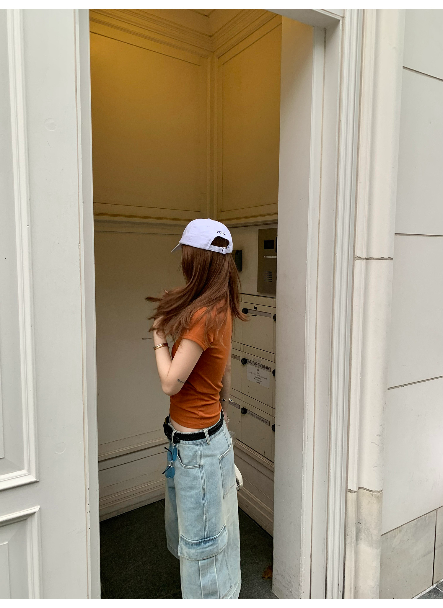 LelyMooch 選べる2色・テンセル混スタッズTシャツ  LEM184