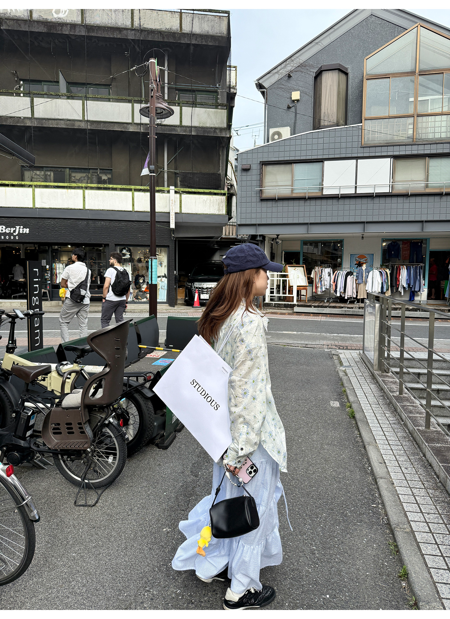 LelyMooch夏の透け感シャツ｜小花柄・UV対策  LEM187