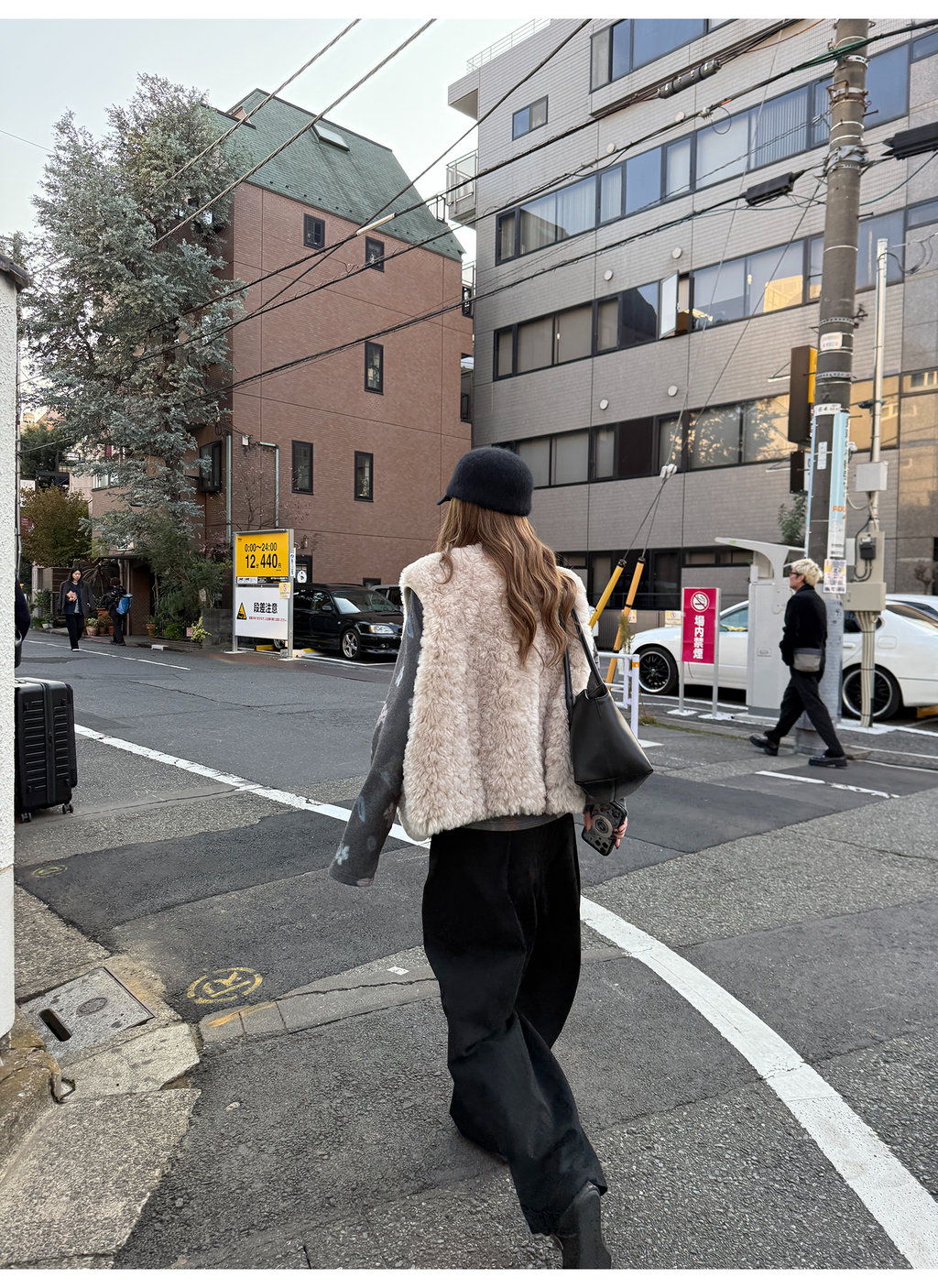 LelyMooch エコファー×ボア リバーシブルショートジレ  LEM279