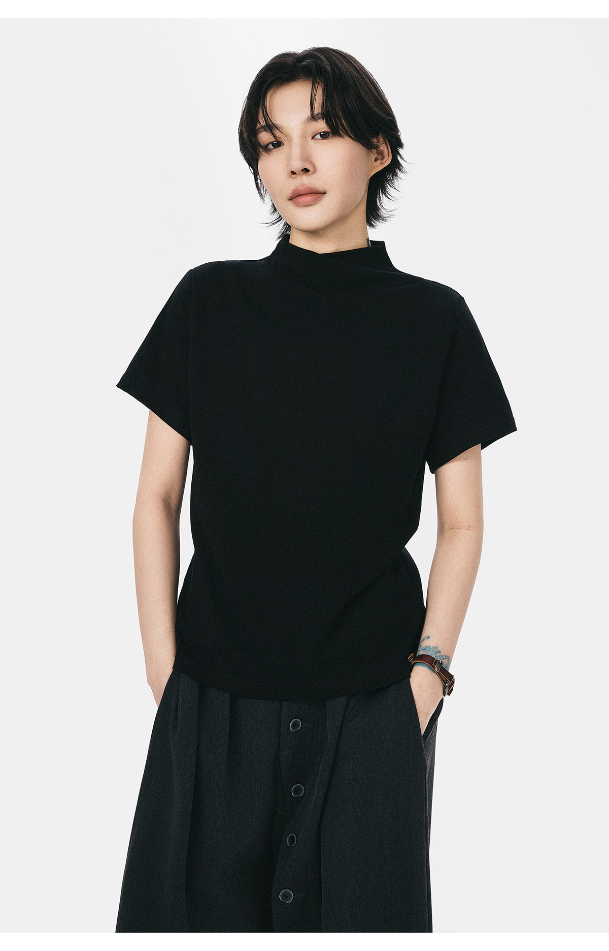 モックネックフレンチスリーブTシャツ  LOM073
