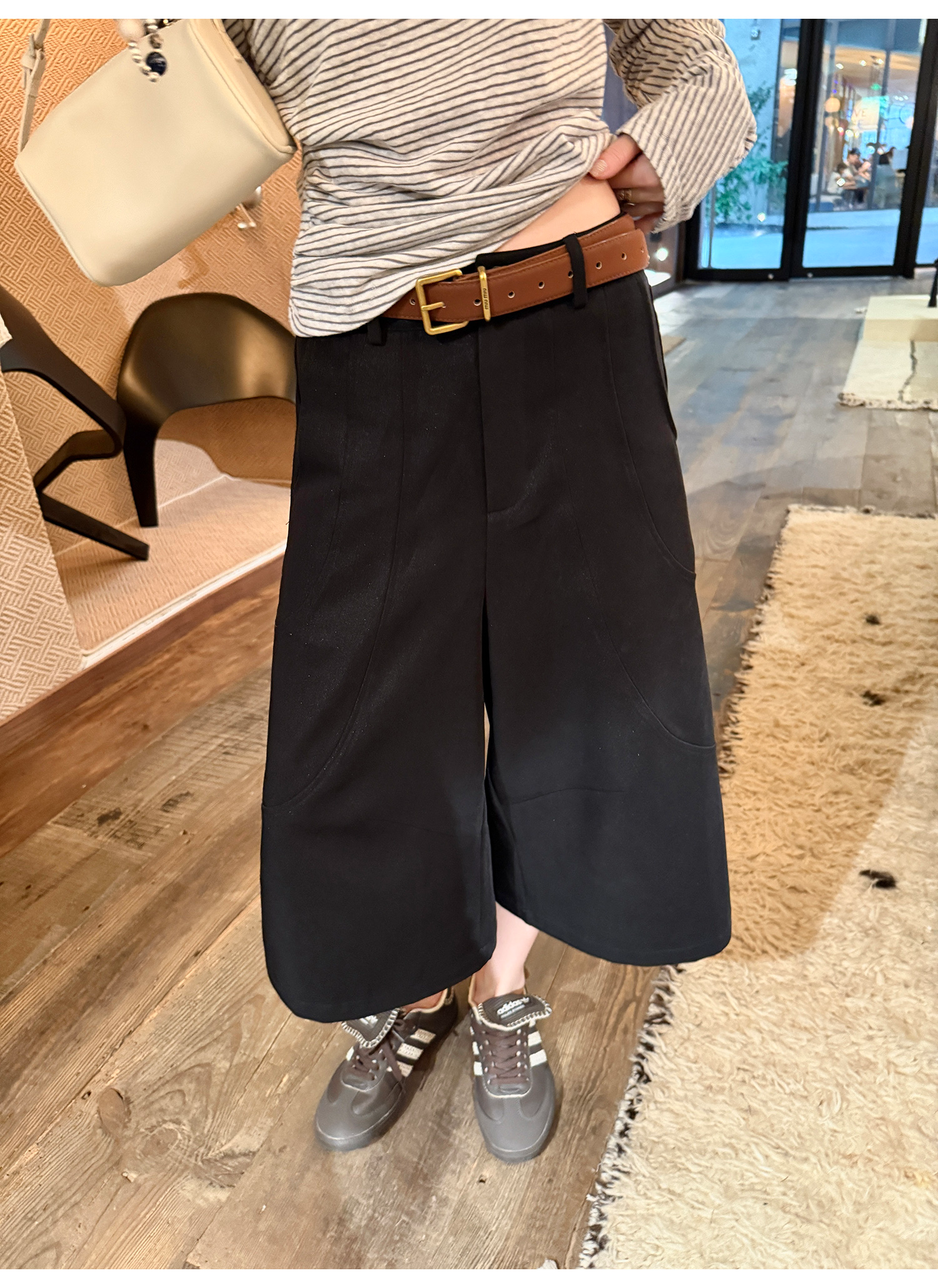 LelyMooch Aライン ワイドパンツ七分丈  LEM202