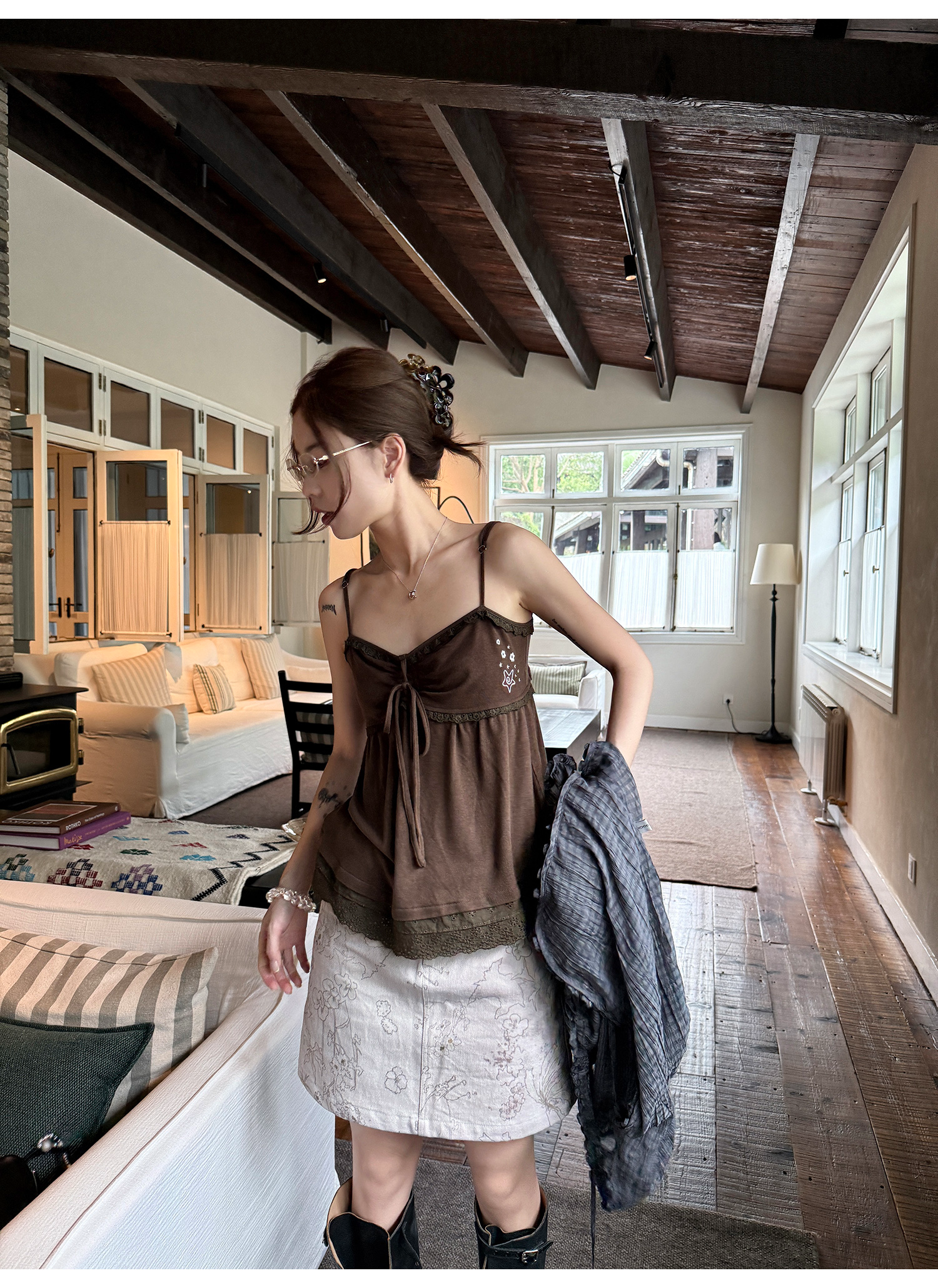 LelyMooch 刺繍入りテンセルキャミ  LEM206