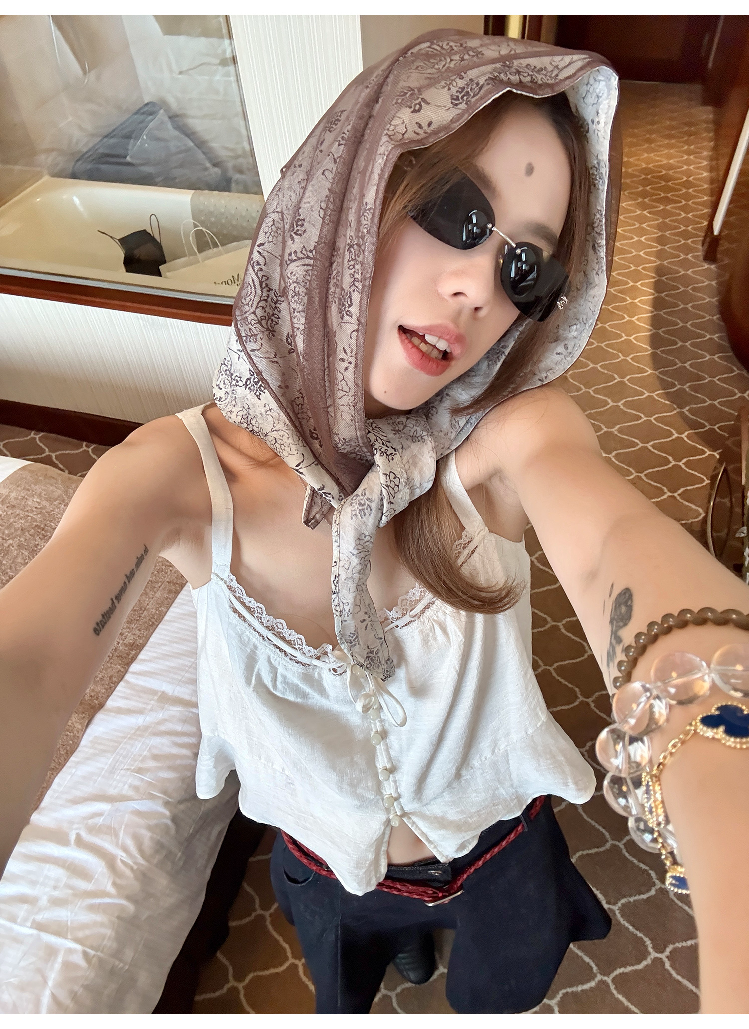 LelyMooch フレンチレースキャミ  LEM200