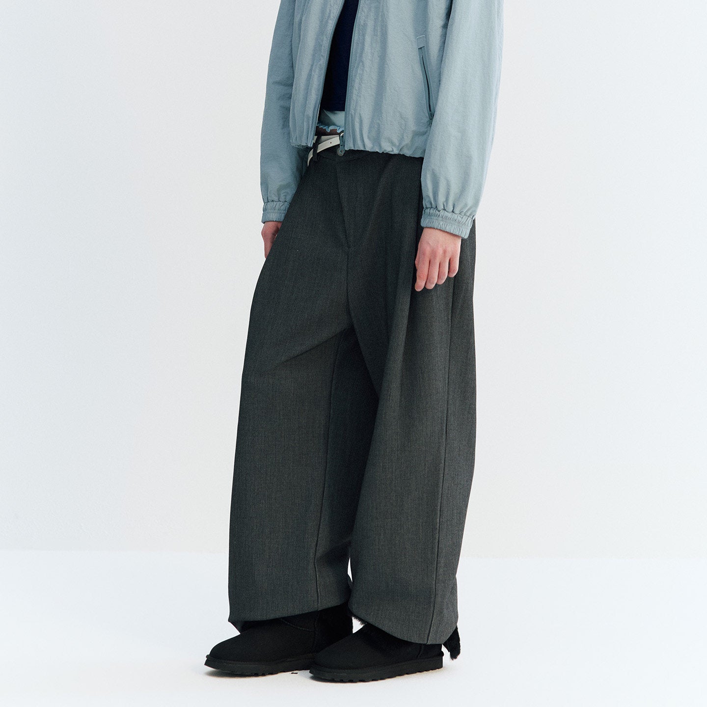 リヨセル混　不規則前立て ワイドパンツ LOM046