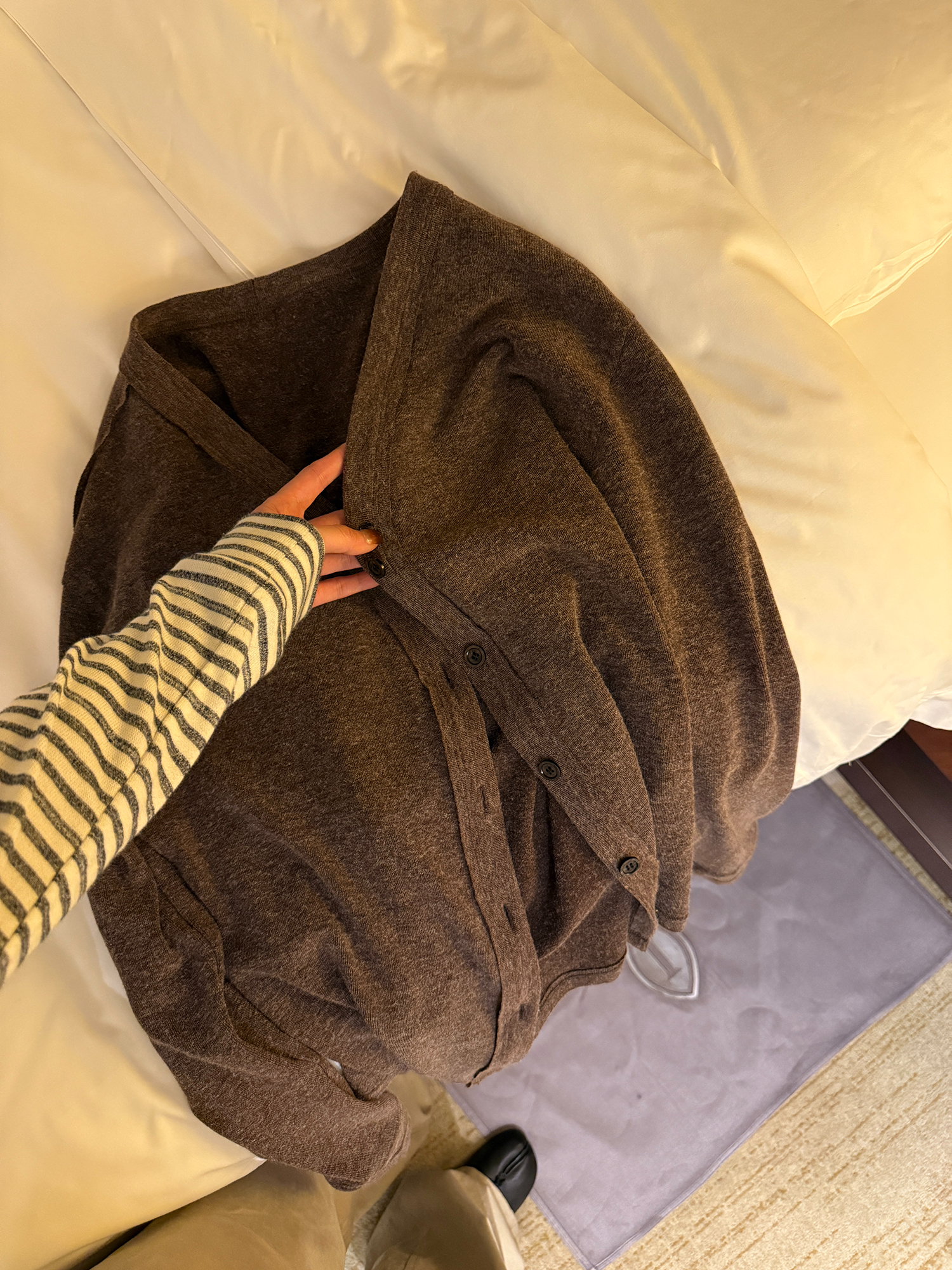 LelyMooch Vネック フェイクウールカーディガン 秋LEM234