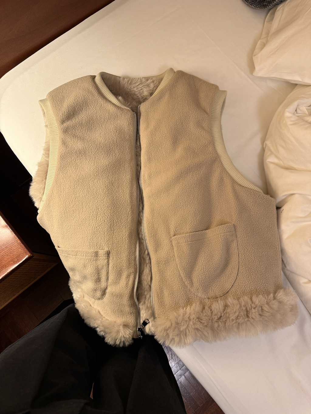 LelyMooch エコファー×ボア リバーシブルショートジレ  LEM279